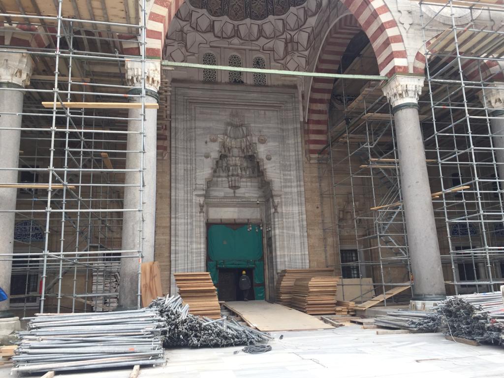 İl Müdürümüz Sayın Engin ÖZTÜRK Selimiye Camii ve Çevresi Kentsel Tasarım ve Peyzaj Düzenlemesi Sahasında İncelemelerde Bulundu