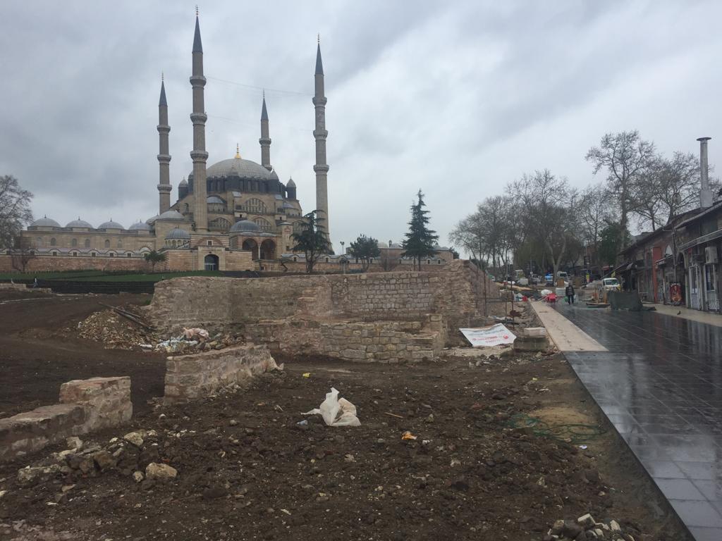 İl Müdürümüz Sayın Engin ÖZTÜRK Selimiye Camii ve Çevresi Kentsel Tasarım ve Peyzaj Düzenlemesi Sahasında İncelemelerde Bulundu