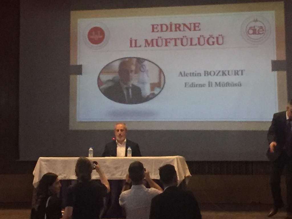 İl Müdürümüz Sayın Engin ÖZTÜRK , Edirne İl Müftülüğü Tarafından Düzenlenen “Dijital Dünyada Aile Olmak” Adlı Konferansa Katıldılar