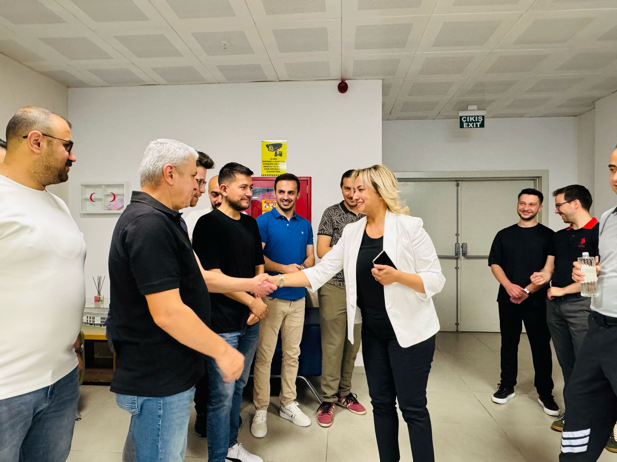 İl Müdürümüz Sayın Ayşe SARI Kurum Personellerimizle Bir Araya Gelerek Kurban Bayramlarını Tebrik Etti