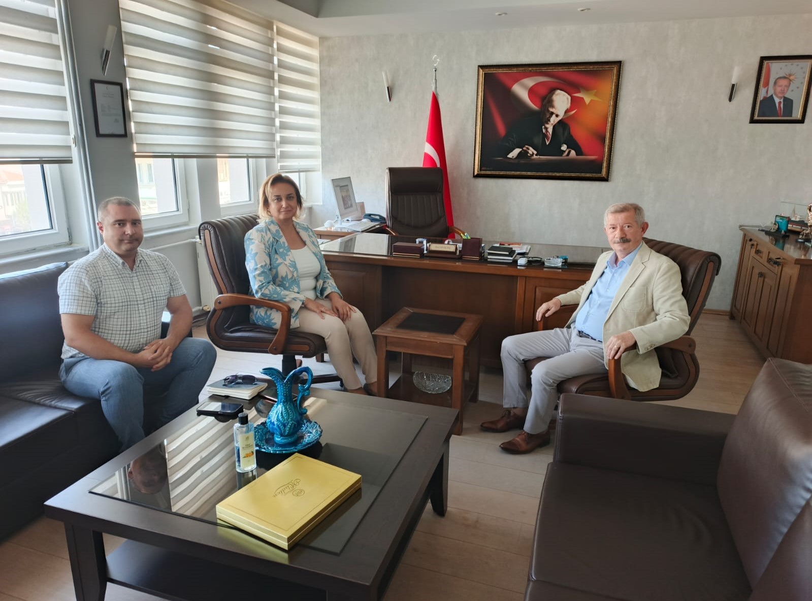 İl Müdürümüz Sayın Ayşe SARI ve İl Müdür Yardımcımız Mert SÜMER Keşan Kaymakamı Sayın Aziz MERCAN’ a Hayırlı Olsun Ziyaretinde Bulundular