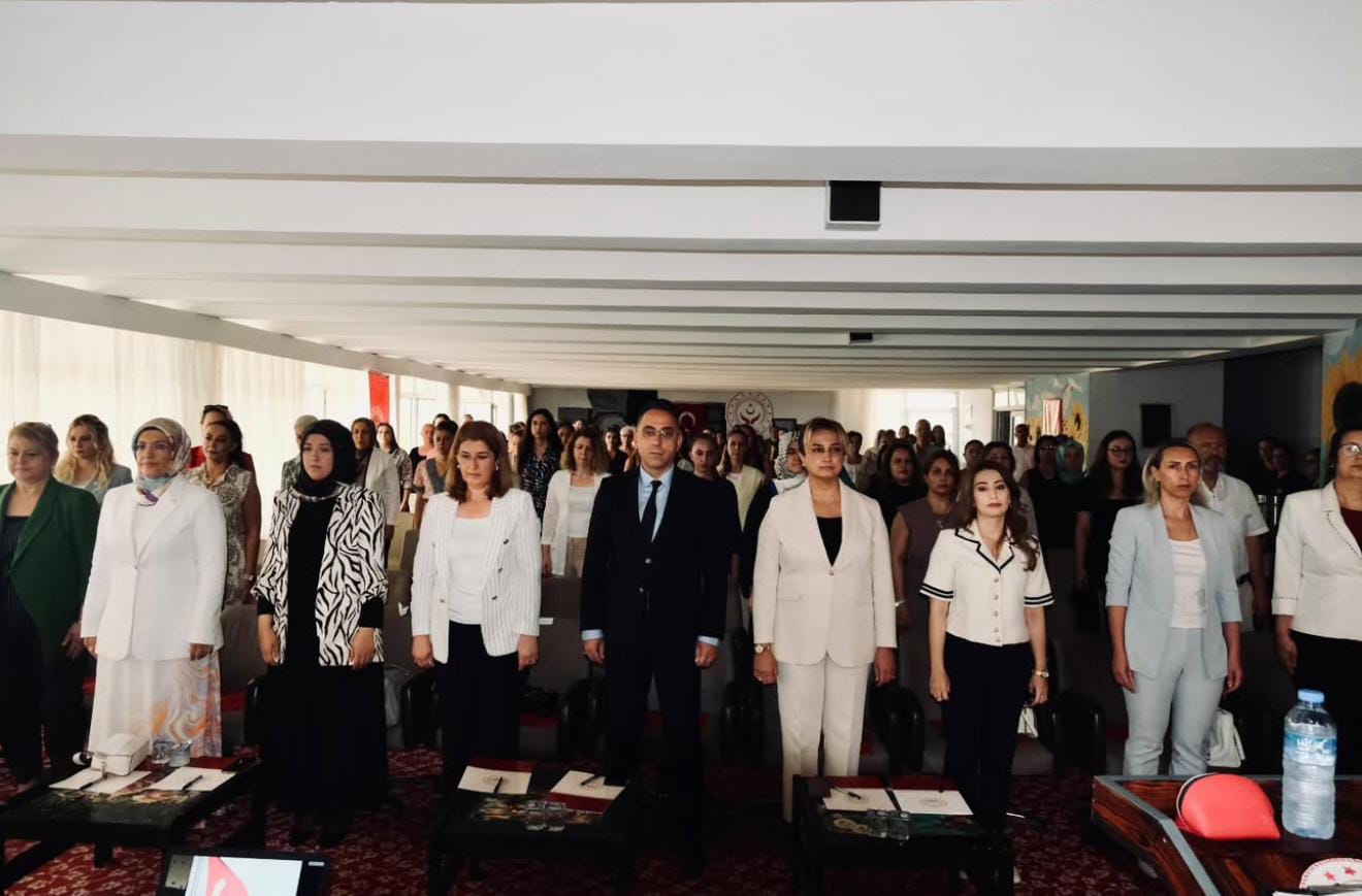İl Müdürümüz Sayın Ayşe SARI 2025 Aile Yılı Etkinlikleri Kapsamında Gönül Elçileri Farkındalık Ve Koruyucu Aile Tanıtım Toplantısına Katılım Sağladı