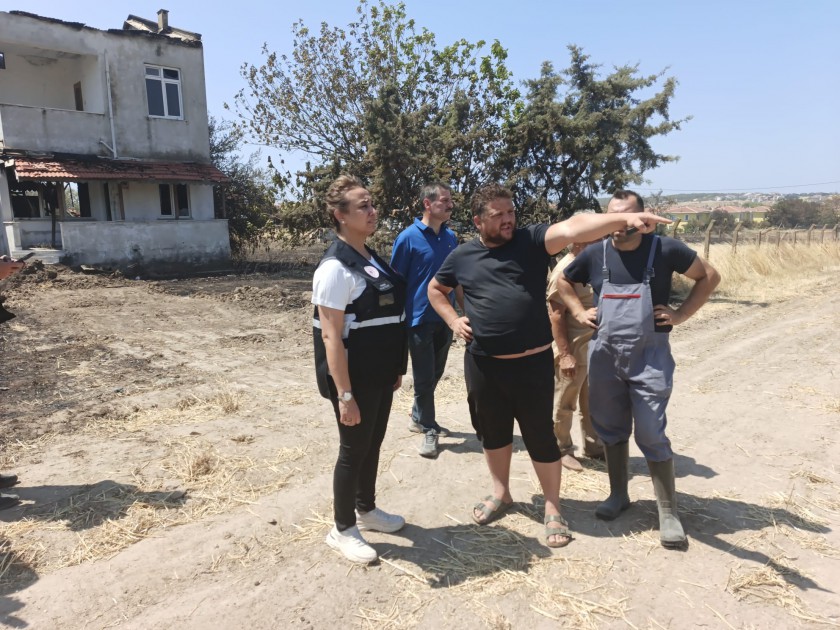 İl Müdürümüz Sayın Ayşe SARI ve İl Müdür Yardımcımız Sayın Taner NURLU Hasar Tespit Ekiplerimizle Birlikte Enez Orman Yangını Bölgesinde İncelemelerde Bulundu