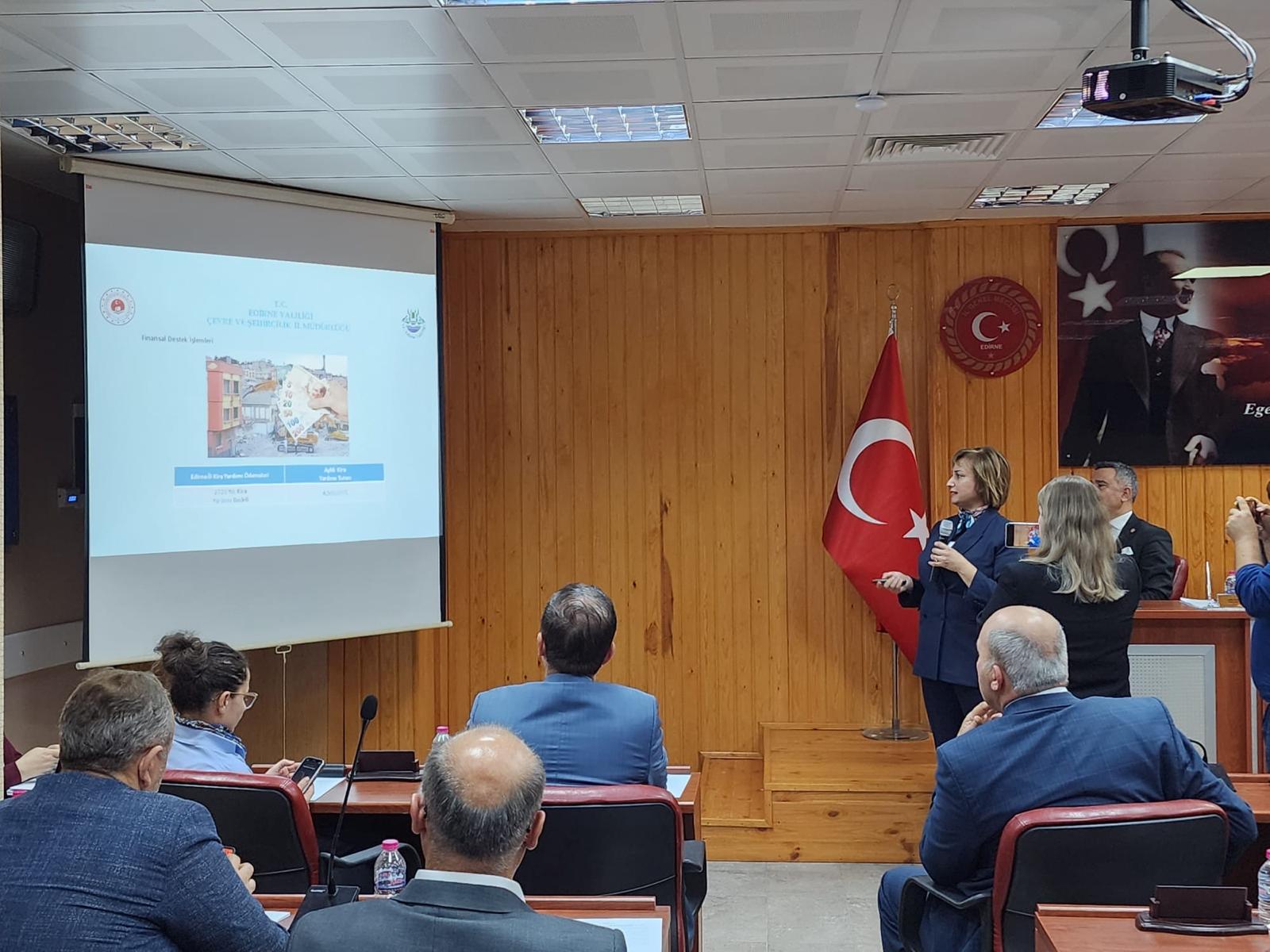 İl Müdürümüz Sayın Ayşe SARI Edirne İl Genel Meclisine Müdürlüğümüzün Yürüttüğü Çalışmalar Hakkında Bir Sunum Gerçekleştirdi