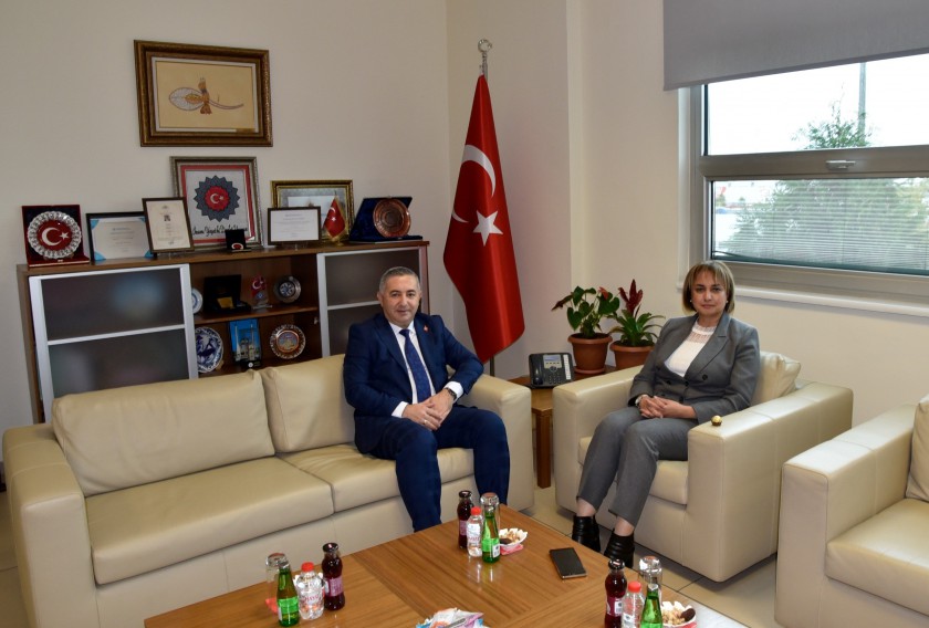 İl Müdürümüz Sayın Ayşe SARI Trakya Gümrük ve Dış Ticaret Bölge Müdürü Sayın Ali TOPÇU' ya Hayırlı Olsun Ziyaretinde Bulundu