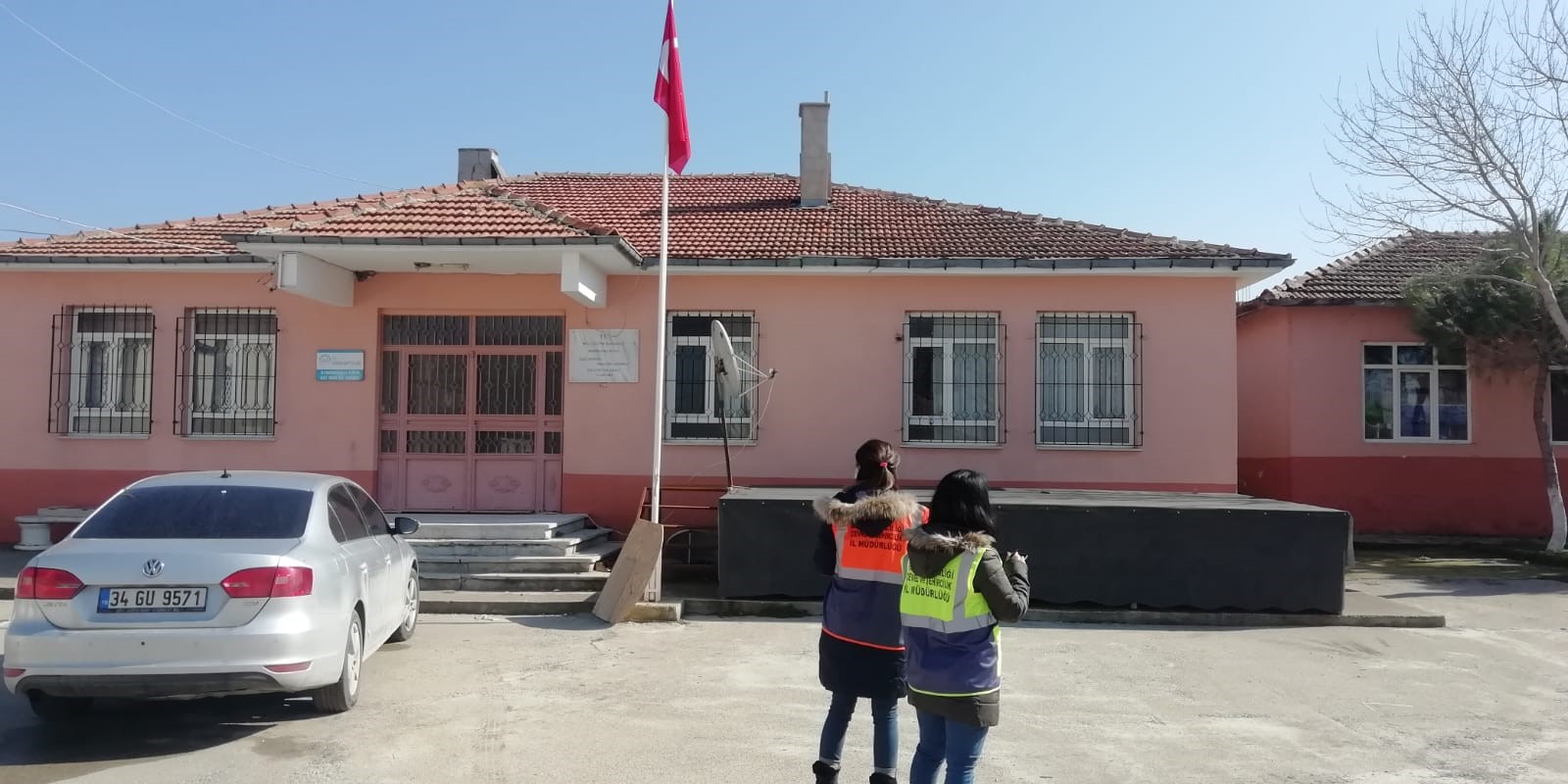 Kamu Yapıları Envanter Sistemi (KAYES) ile ilgili olarak Süloğlu Merkez ve Köylere ait kamu yapılarının tespiti tamamlanmış olup çalışmalar aralıksız devam etmektedir