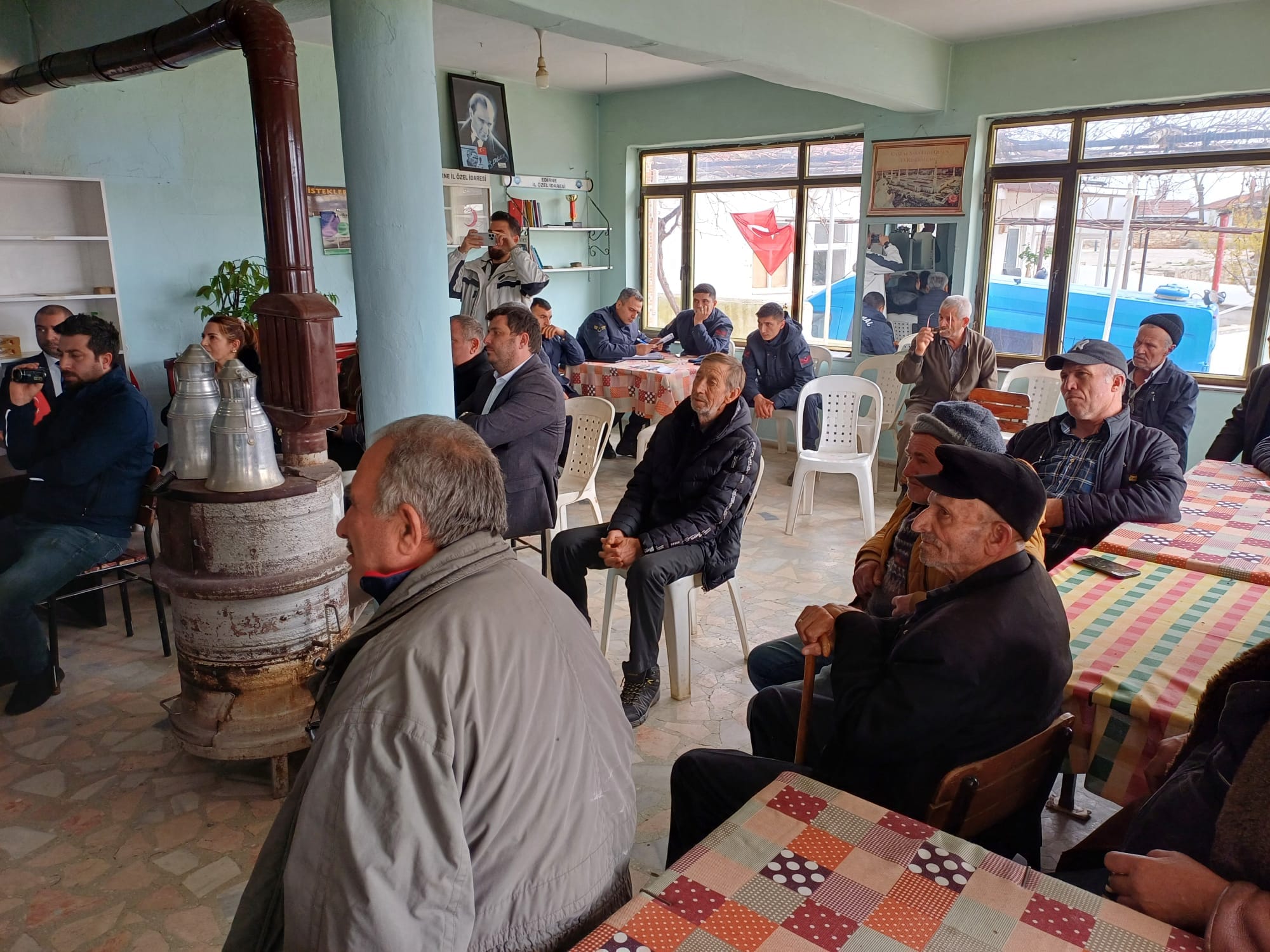 Keşan Suluca Köyü Köy Kahvehanesinde Halkın Bilgilendirilmesi ve Sürece Katılım Toplantısı Gerçekleştirildi