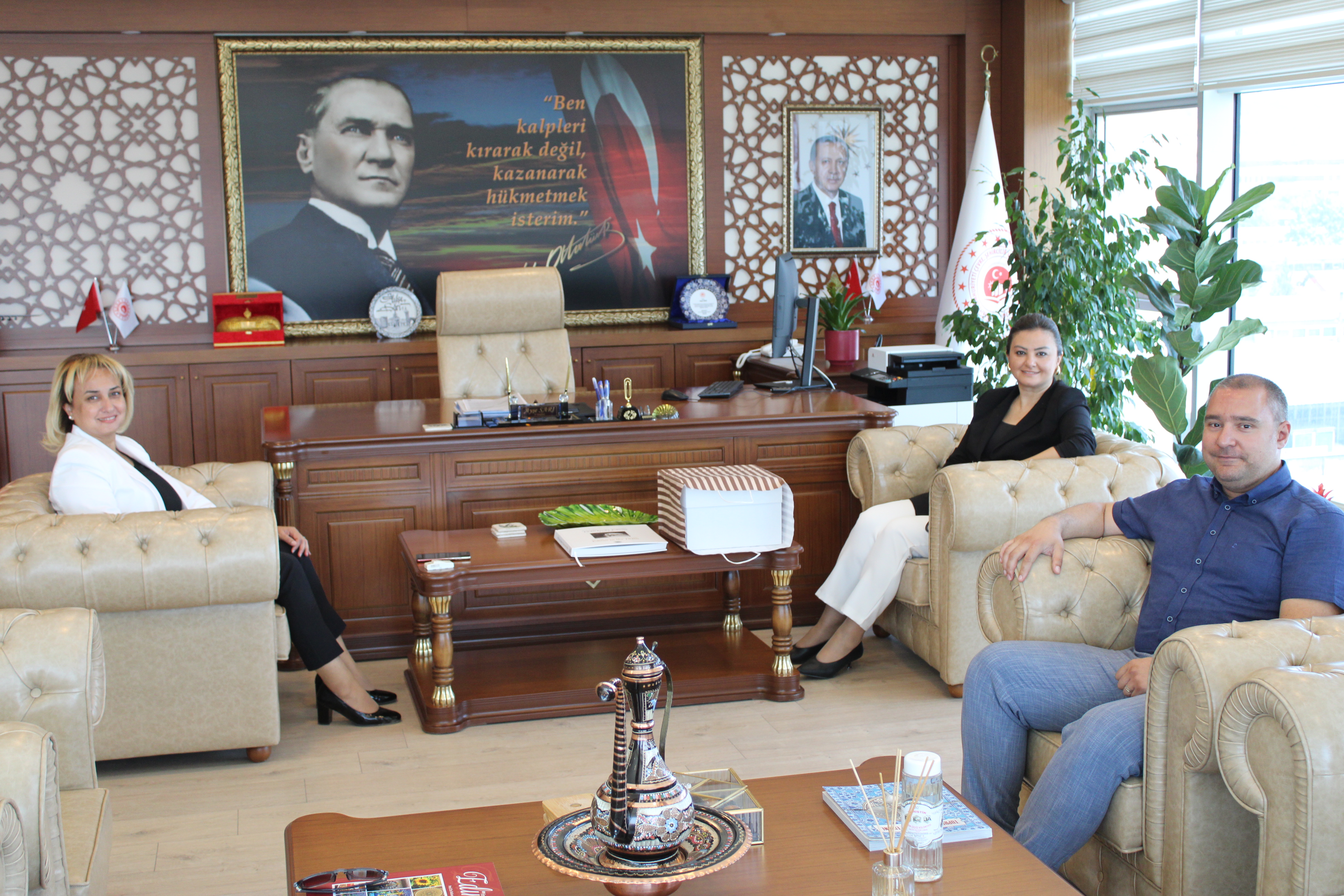 Kırklareli Çevre, Şehircilik ve İklim Değişikliği İl Müdürü Sayın Hatice ÖZDEMİR İl Müdürümüz Sayın Ayşe SARI’ ya İade-i Ziyarette Bulundu