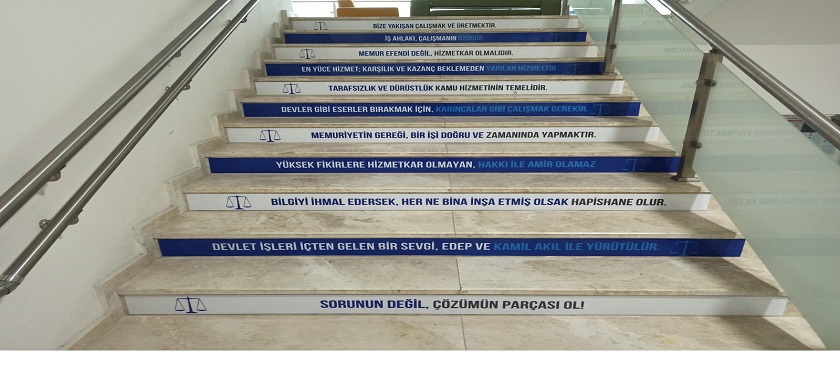 Konuşan Merdivenler