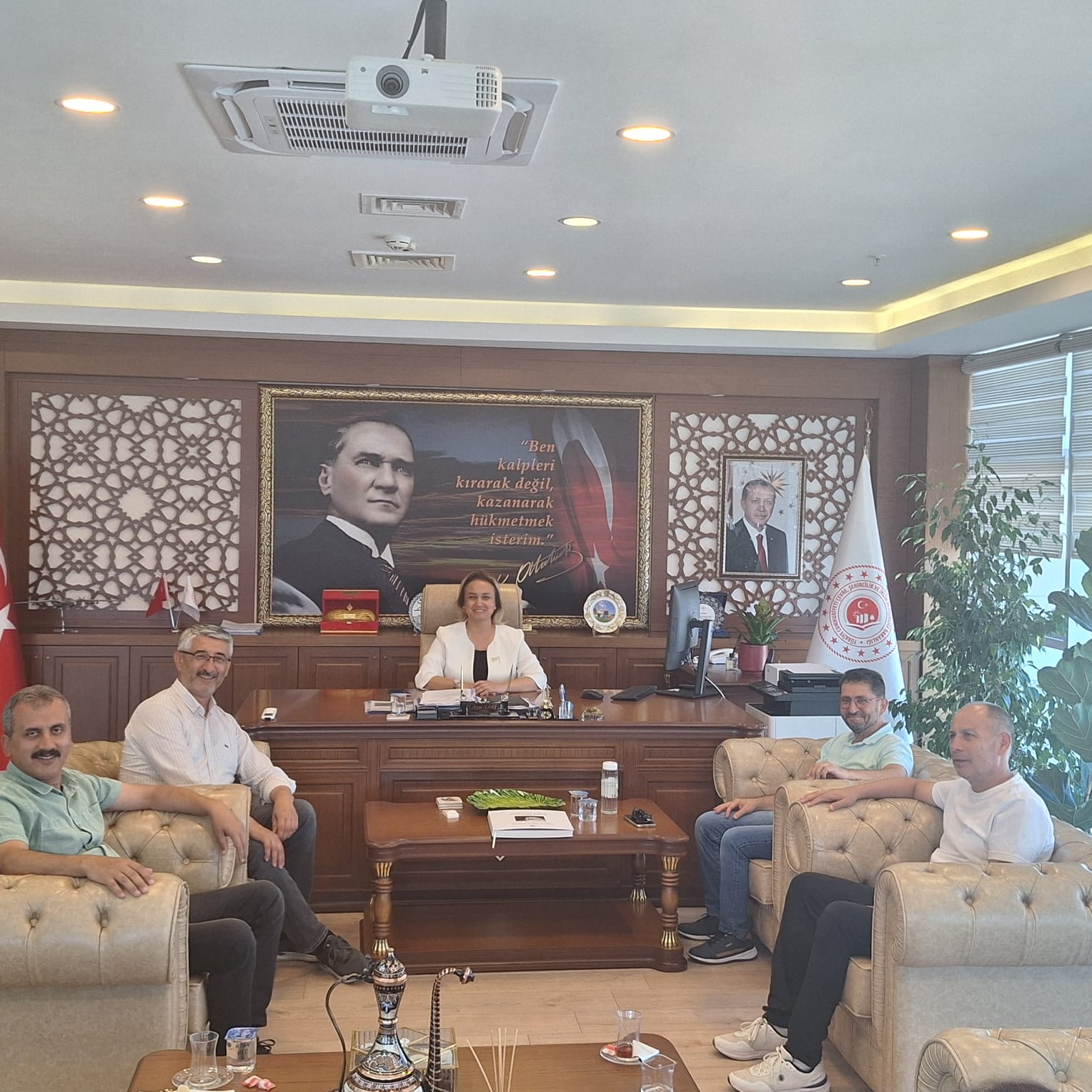 Memur-Sen Osmaniye Şube Başkanı Sayın Mahmut KAHRAMAN , Osmaniye İl Milli Eğitim Müdür Yardımcısı Sayın Mulla KATIK, Eğitim-Bir-Sen Osmaniye Şube  Başkan Yardımcısı Sayın Bülent KURT ve Memur –Sen Edirne Şube Başkanı Erdinç DALGIÇ İl Müdürümüz Sayın Ayşe