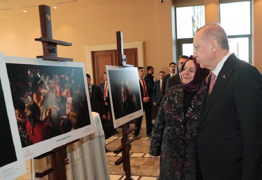 Müdürlüğümüz personeli Sn. Osman Berker GÜMÜŞ  “Kuşaklararası Dayanışma” temalı fotoğraf yarışmasında 2.lik ödülüne layık görüldü