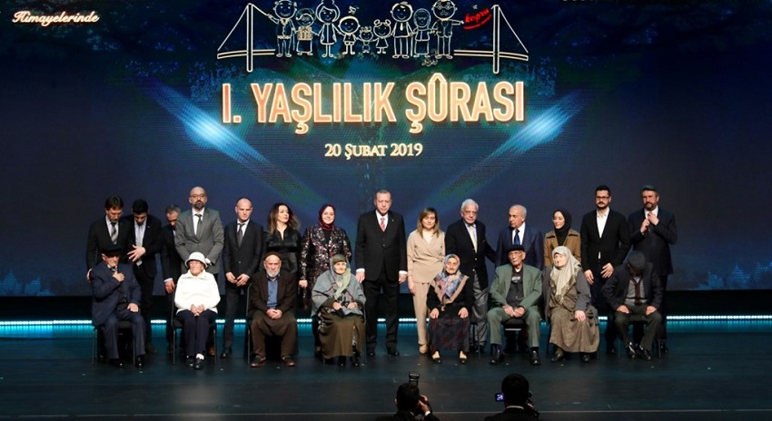 Müdürlüğümüz personeli Sn. Osman Berker GÜMÜŞ  “Kuşaklararası Dayanışma” temalı fotoğraf yarışmasında 2.lik ödülüne layık görüldü