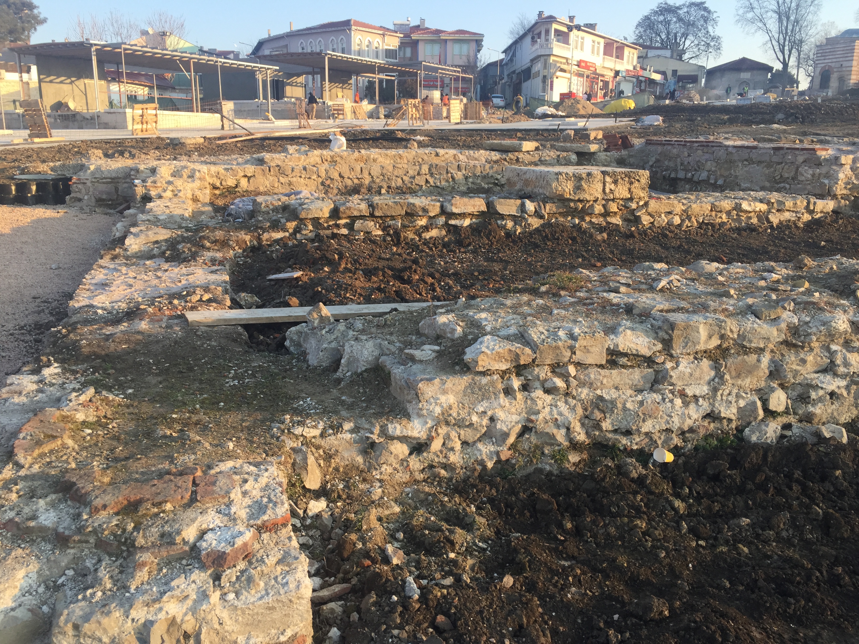 Selimiye Camii ve Çevresi Kentsel Tasarım ve Peyzaj Düzenlemesi İşi Kapsamında Çalışmalar Bütün Hızıyla Devam Ediyor