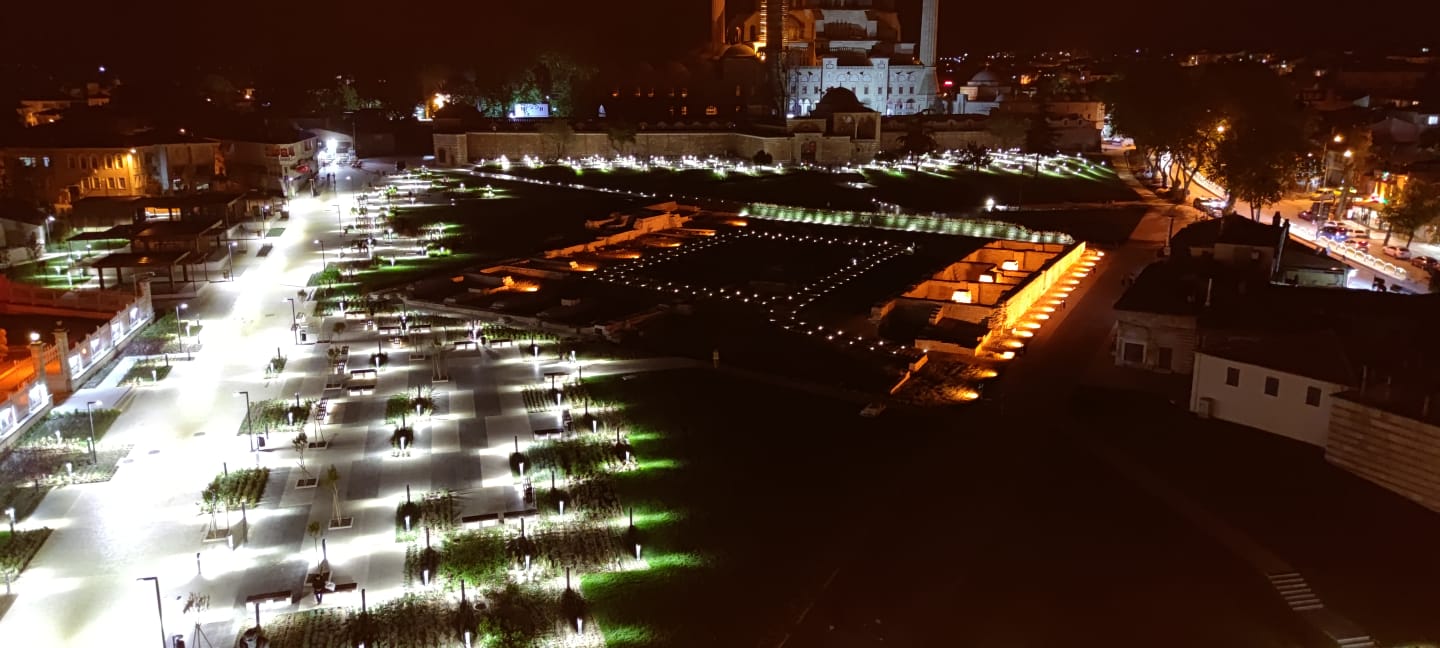 Selimiye Camii ve Çevresi Gece Görüntüsü