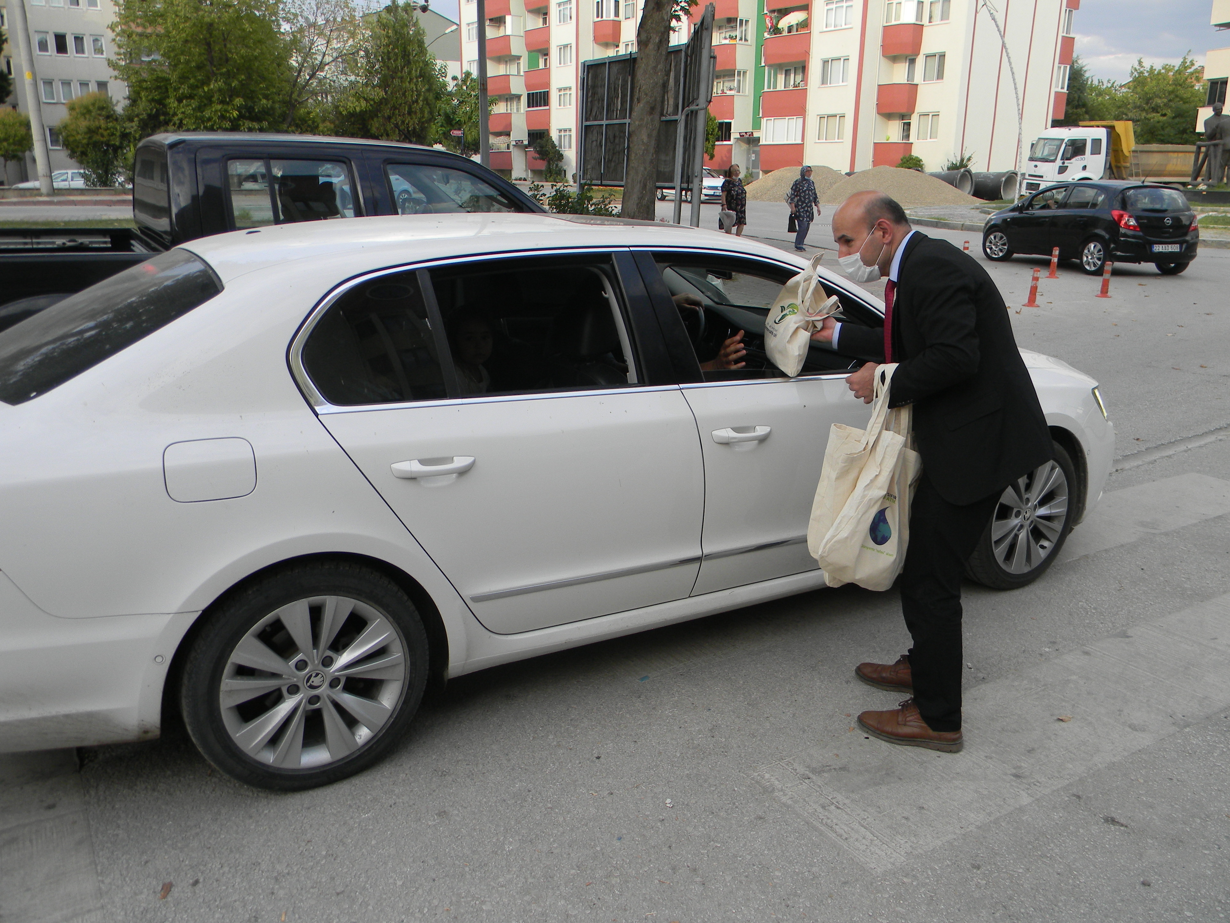 Sıfır Atık Farkındalık ve Bilgilendirme Çalışmalarımız Devam Ediyor