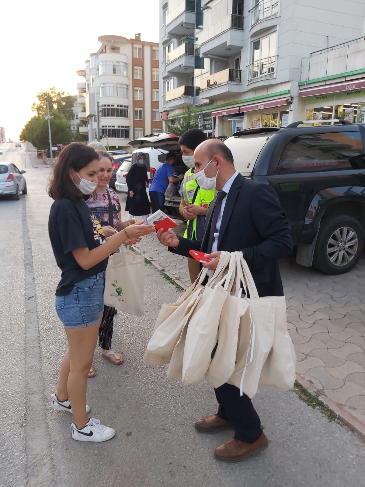 Sıfır Atık Farkındalık ve Bilgilendirme Çalışmalarımız Devam Ediyor