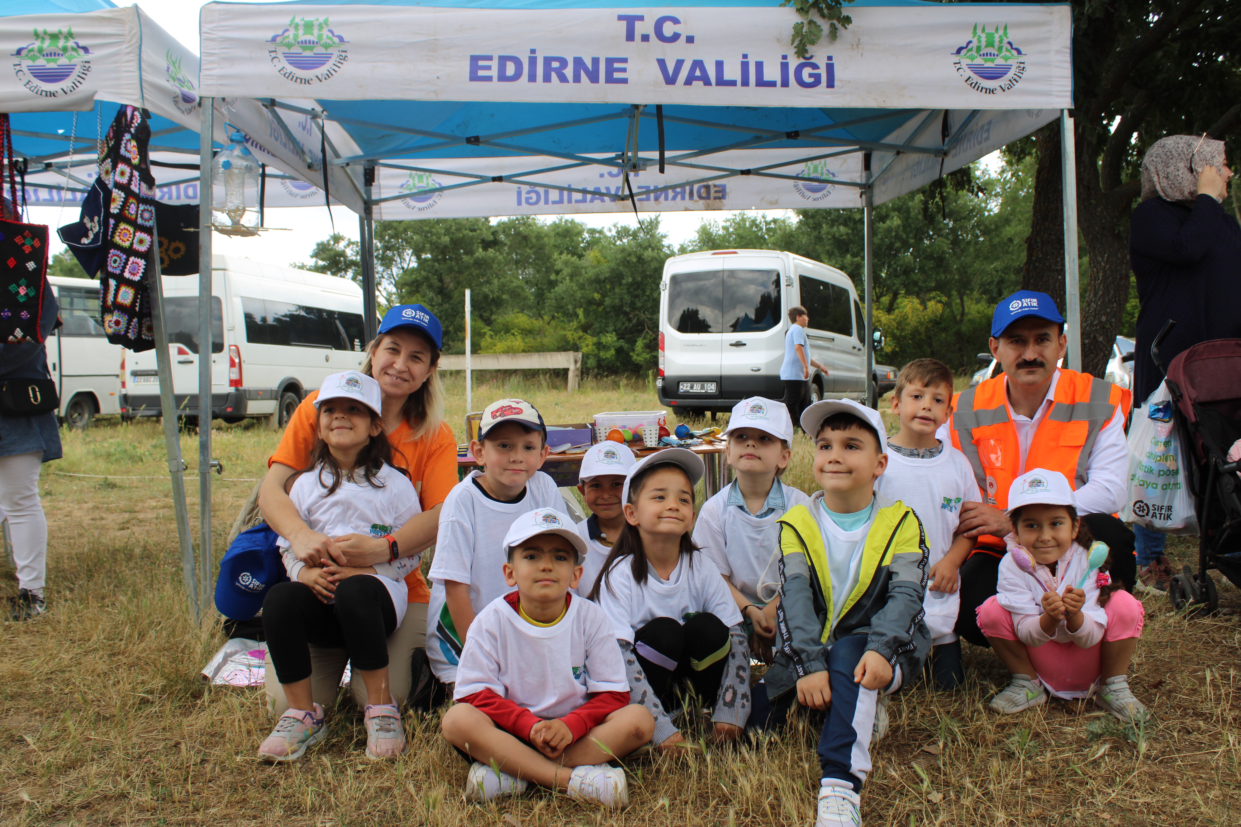 Türkiye Çevre Haftası Etkinlikleri Kapsamında İlimiz Süloğlu İlçesi Küküler Mesire Alanında Öğrencilerimize Yönelik Bir Dizi Etkinlik Gerçekleştirildi