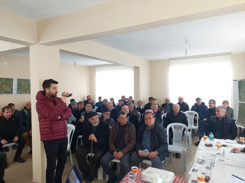 Uzunköprü Altınyazı Köyü Muhtarlık Hizmet Binasında Halkın Bilgilendirilmesi ve Sürece Katılım Toplantısı Gerçekleştirildi