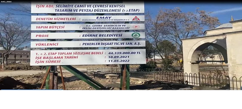 Yapımı devam eden, Selimiye Camii ve Çevresi Kentsel Tasarım ve Peyzaj Düzenlemesi İşinde, 1. Etap ve 2. Etap Çalışmaları kapsamında, Kıyık Caddesi üzerindeki kaldırım çalışmaları devam ediyor