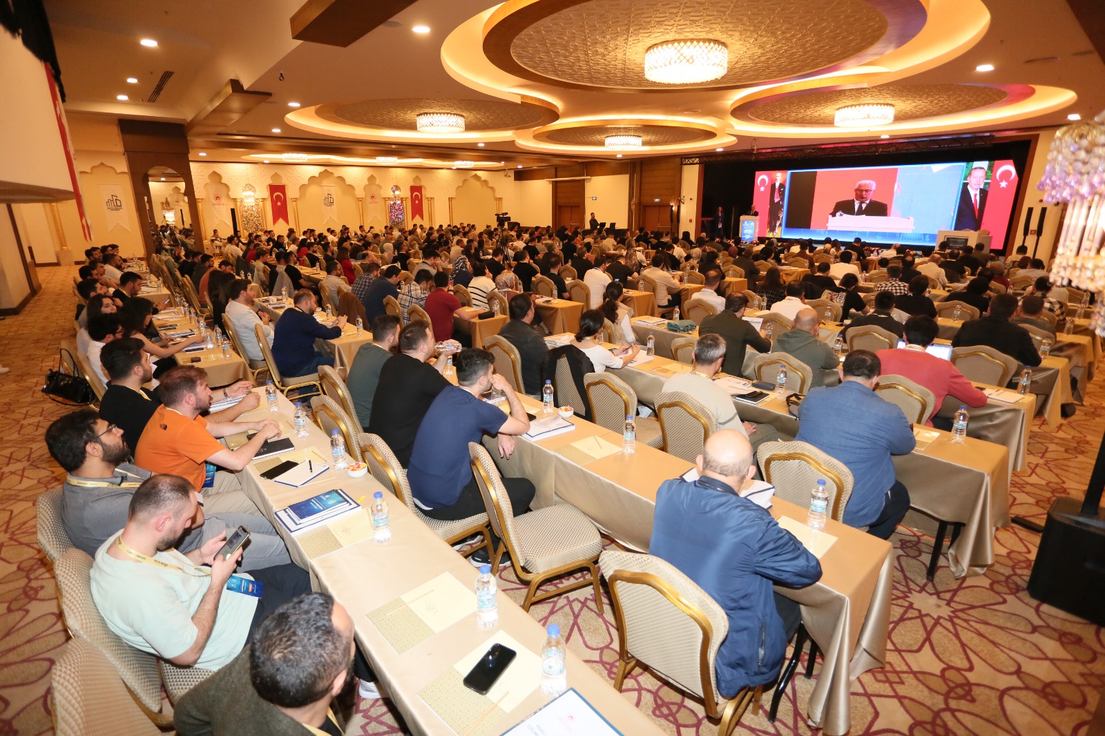 ANTALYA’DA RİSKLİ YAPILARIN TESPİTİ KONUSUNDA EĞİTİM PROGRAMI DÜZENLENDİ