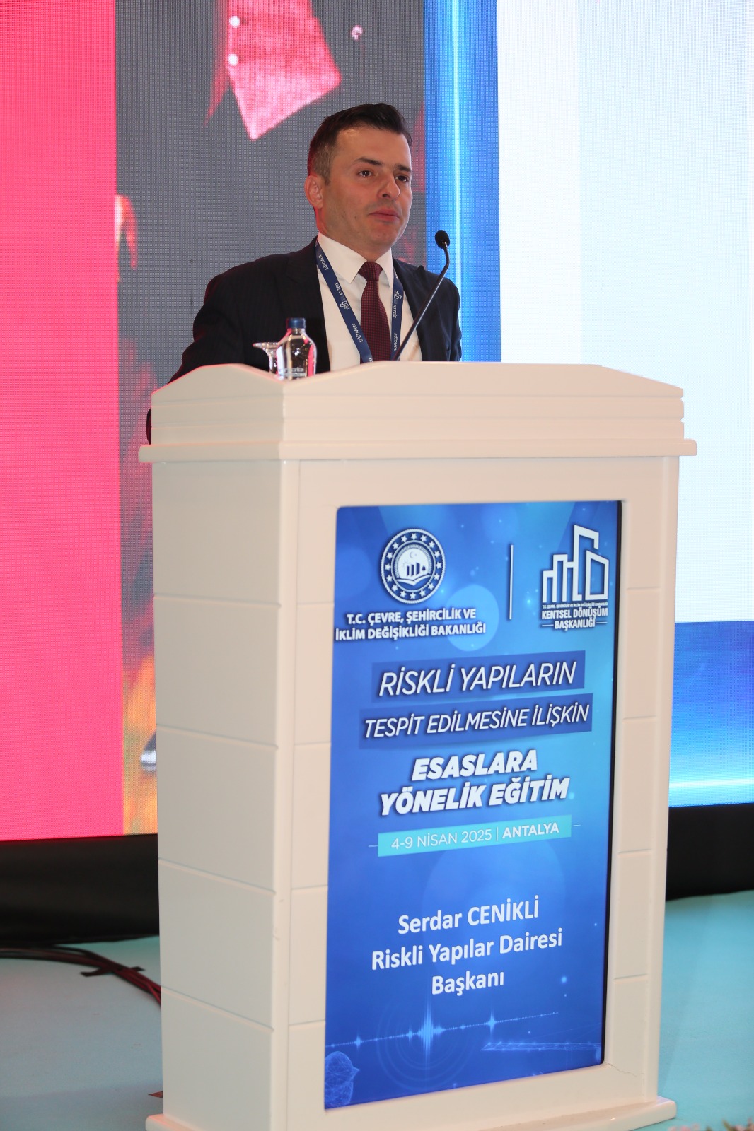 ANTALYA’DA RİSKLİ YAPILARIN TESPİTİ KONUSUNDA EĞİTİM PROGRAMI DÜZENLENDİ
