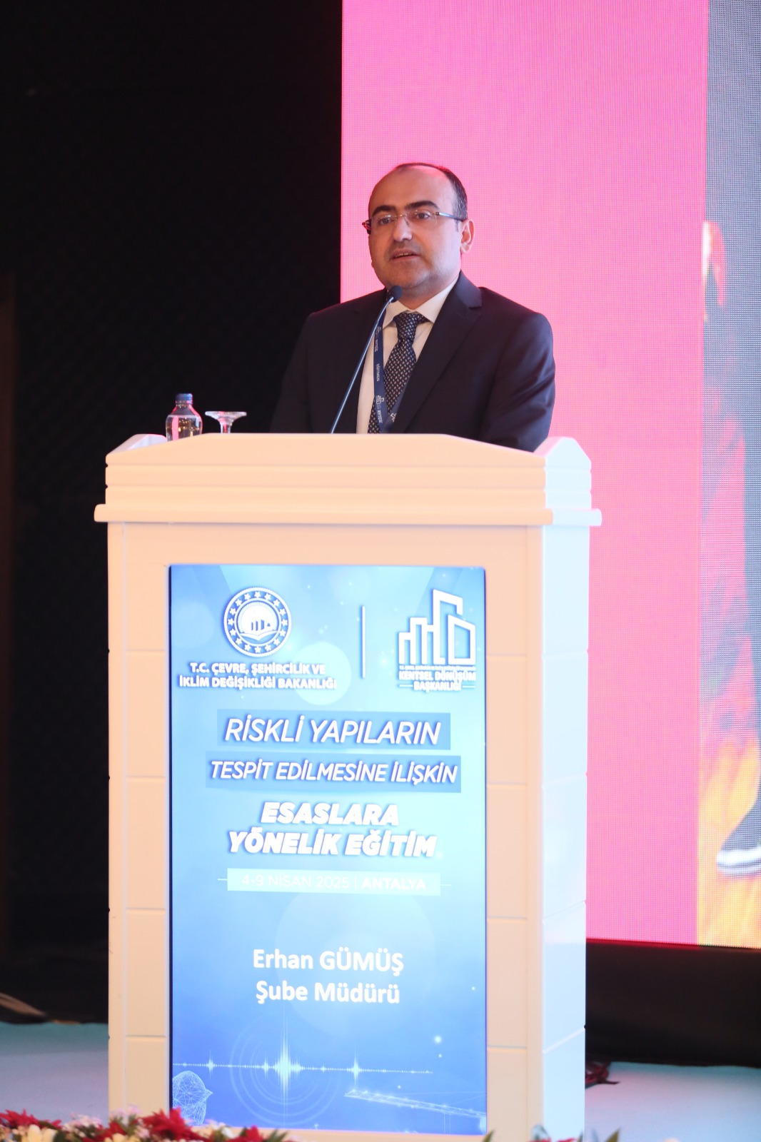 ANTALYA’DA RİSKLİ YAPILARIN TESPİTİ KONUSUNDA EĞİTİM PROGRAMI DÜZENLENDİ