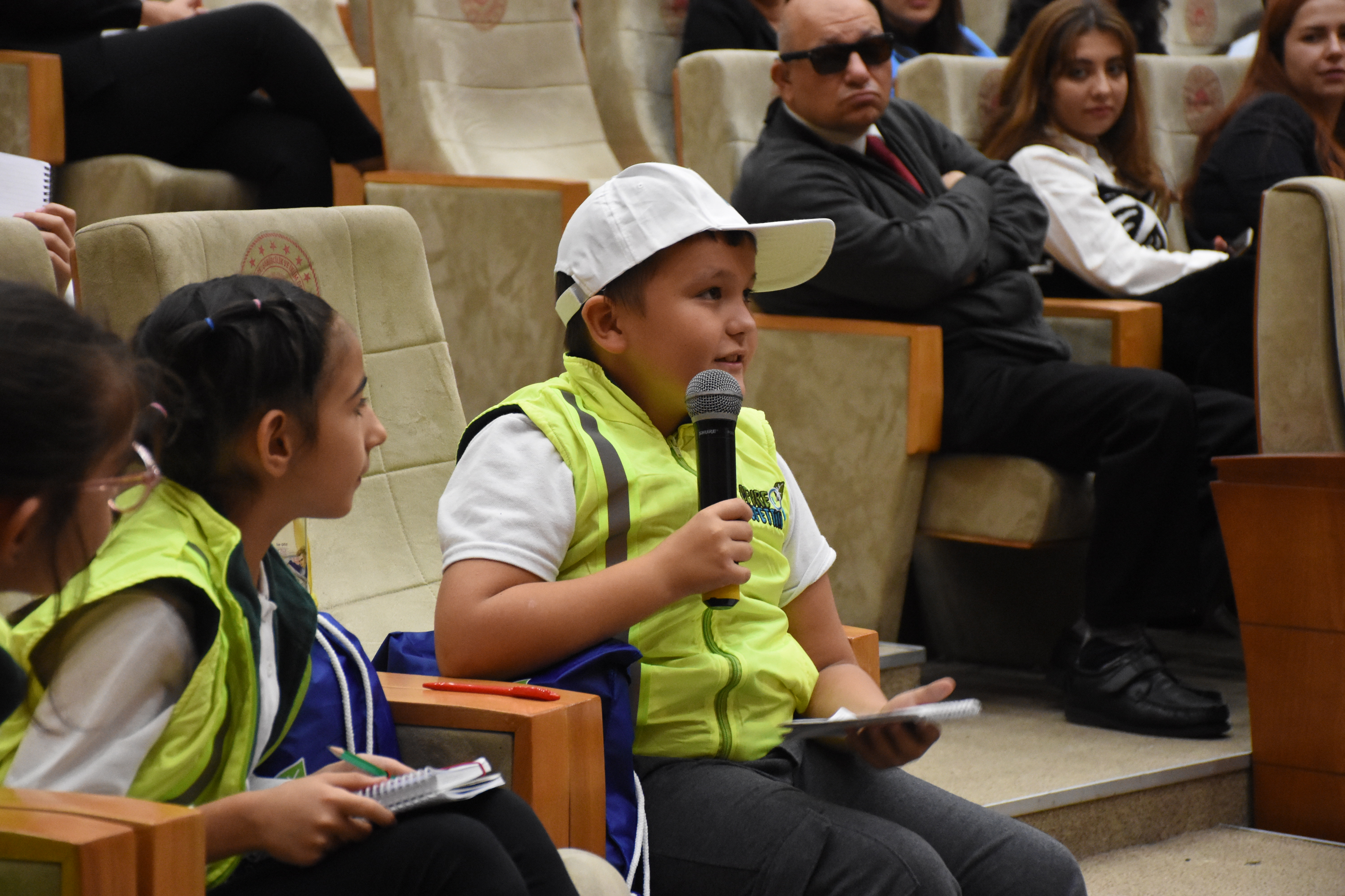 ‘ÇEVRE İLE KONUŞMAK’ KONULU KONFERANS YAPILDI