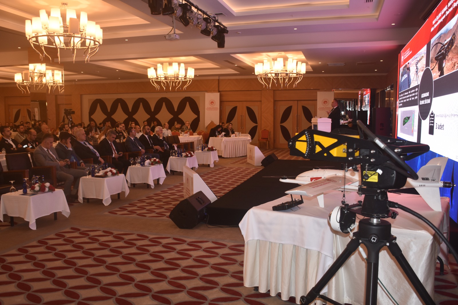 RİZE’DE AFETLE MÜCADELEDE TEKNOLOJİ HAMLESİ: MOBİL LABORATUVAR EĞİTİMİ TAMAMLANDI