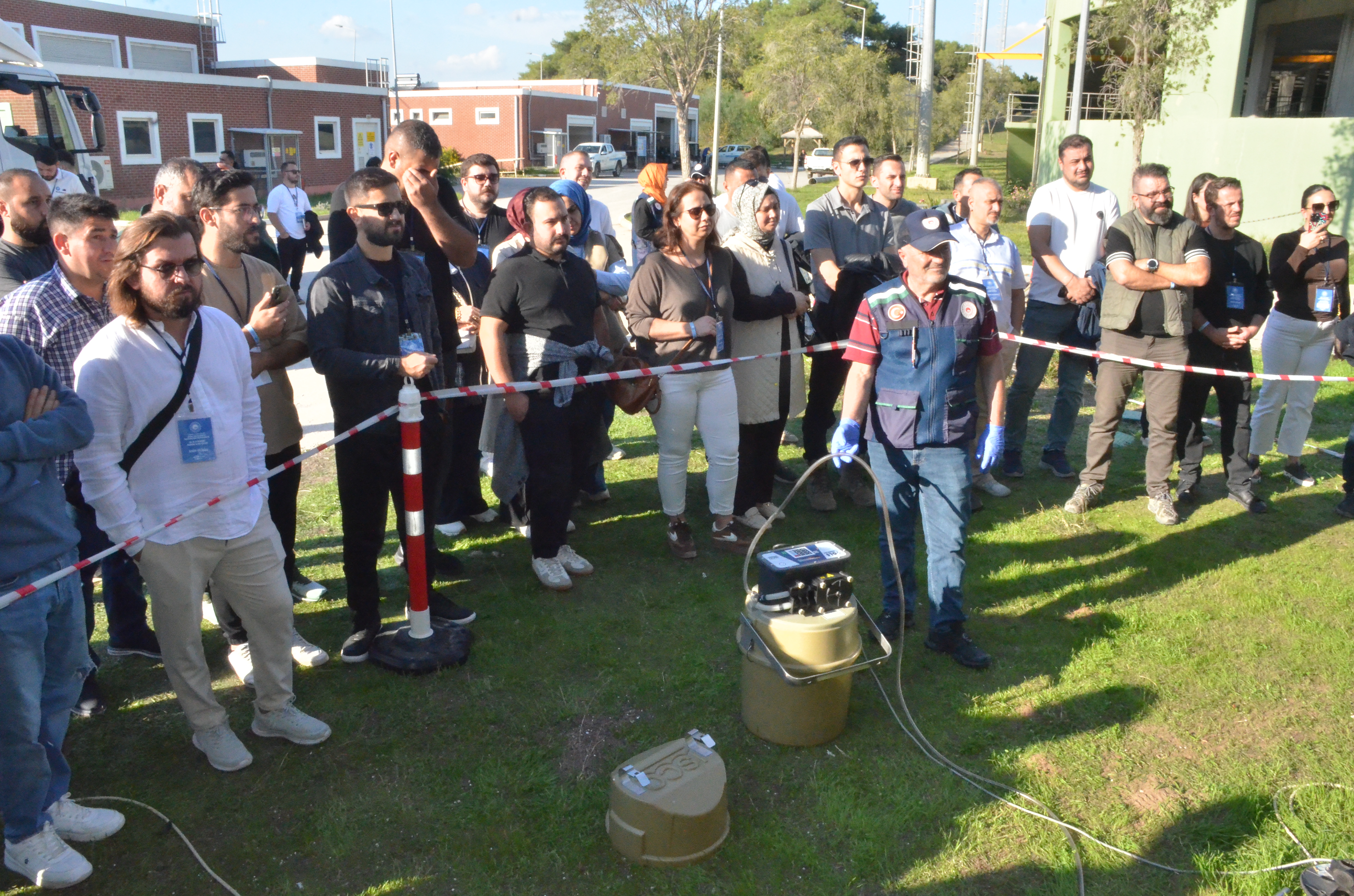 SU VE ATIK SUDAN NUMUNE ALMA EĞİTİMİ GERÇEKLEŞTİRİLDİ