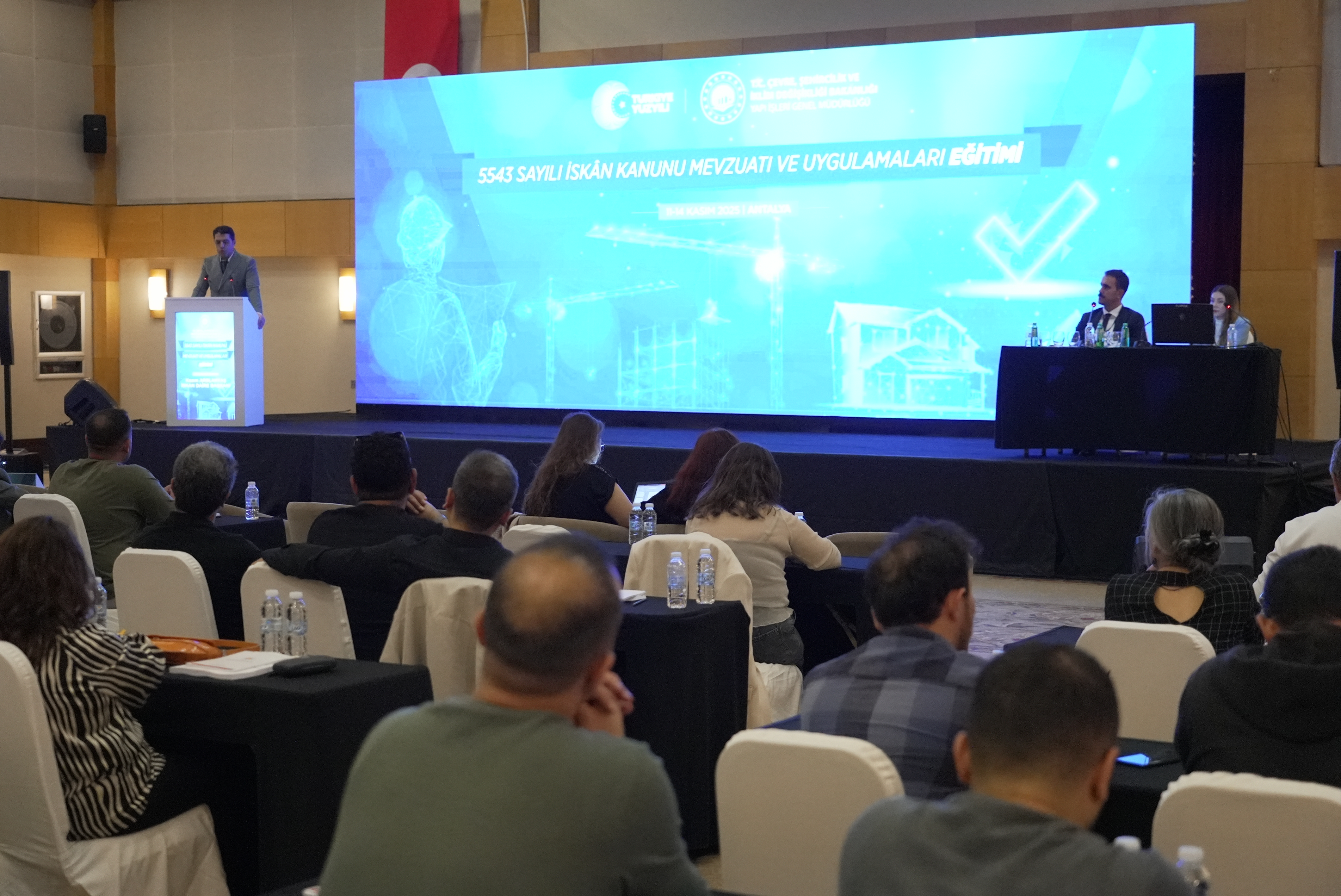 YAPI İŞLERİ GENEL MÜDÜRLÜĞÜ PERSONELİNE 