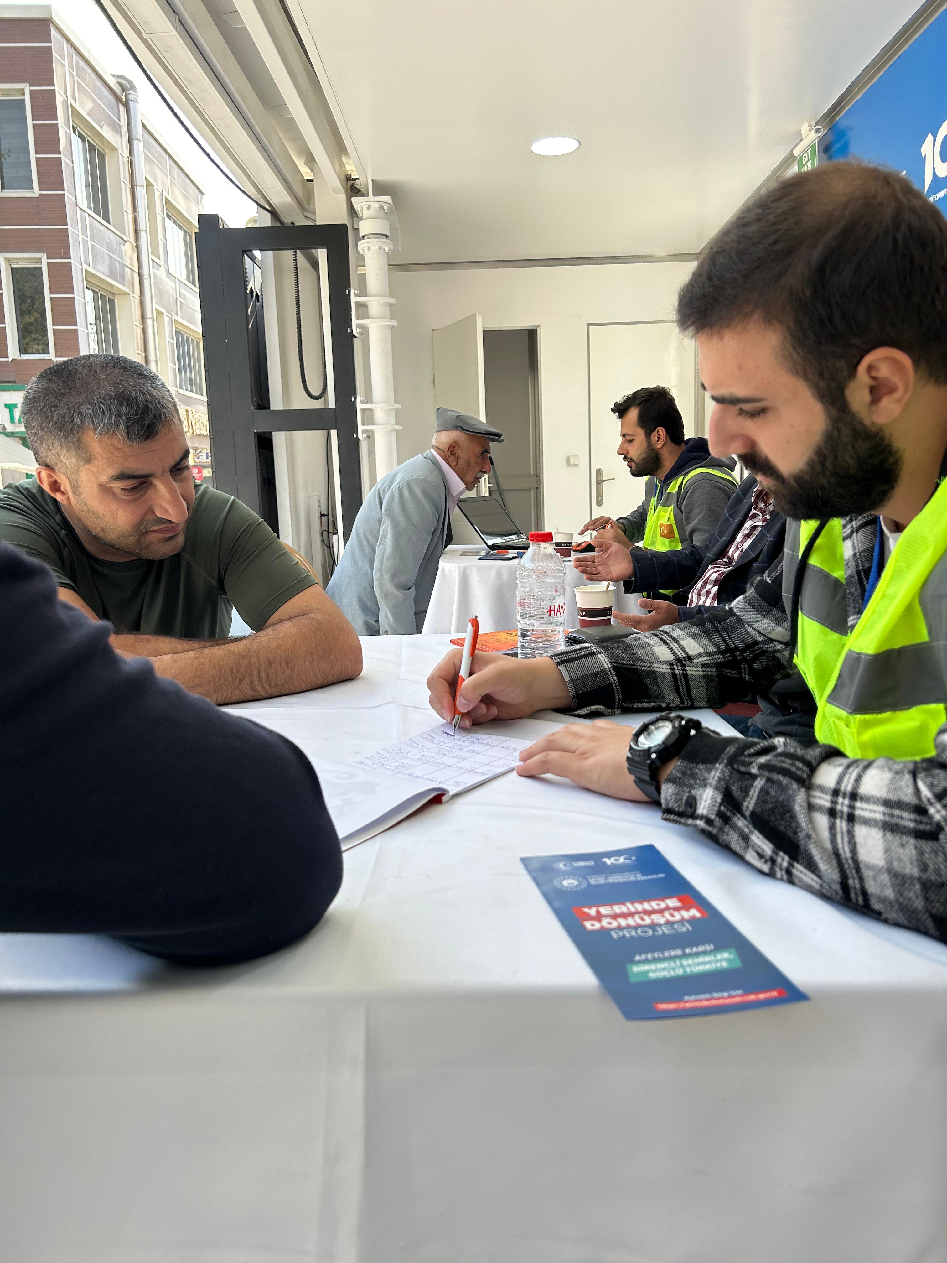 “YERİNDE DÖNÜŞÜM” PROJESİ BİLGİLENDİRME TIRLARI YENİDEN YOLA ÇIKTI