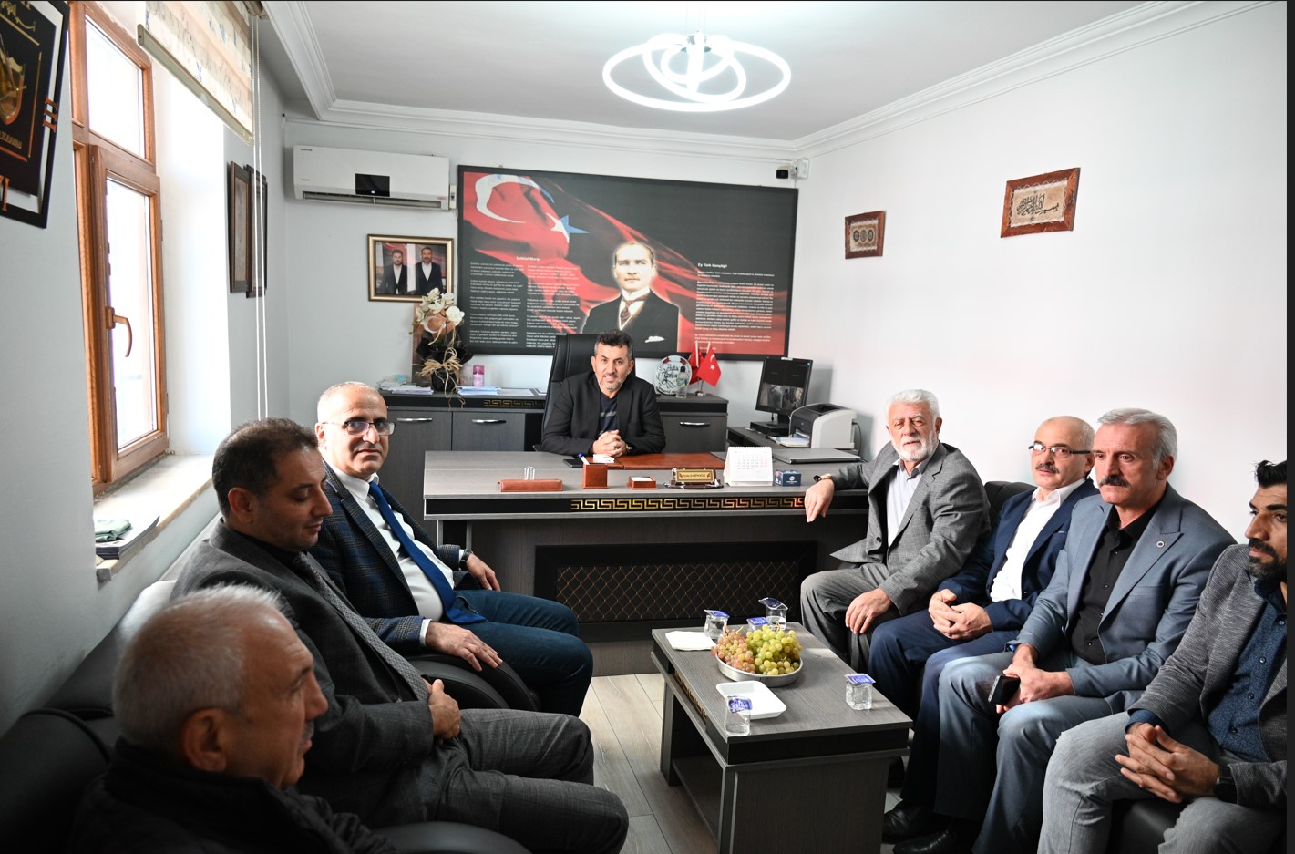 İl Müdürümüz Fatih ÖNALAN; Elazığ Merkez Mahalle Muhtarları Derneklerini ve Kent Konseyini Ziyaret Etti