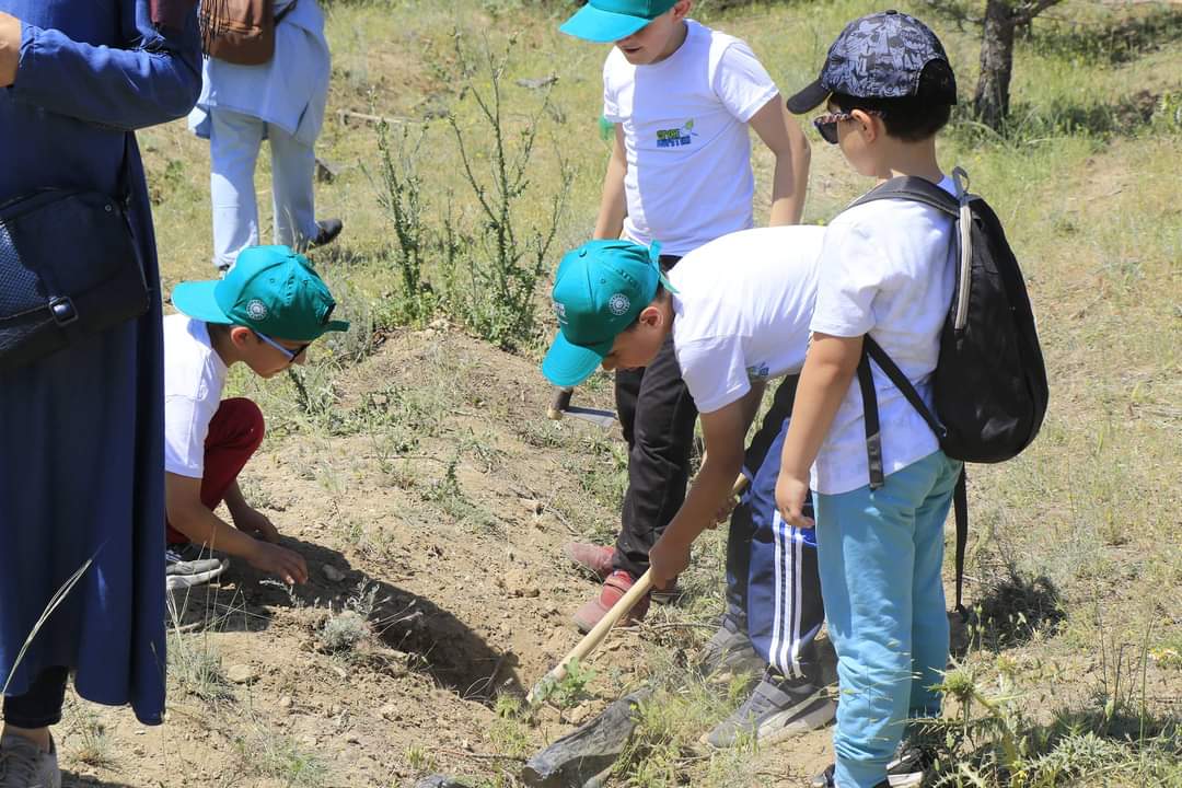 1-7 Haziran Türkiye Çevre Haftası Etkinlikleri Kapsamında Fidan Dikimi İle Türkiye Çevre Haftası Etkinliklerimizin Finalini Gerçekleştirdik