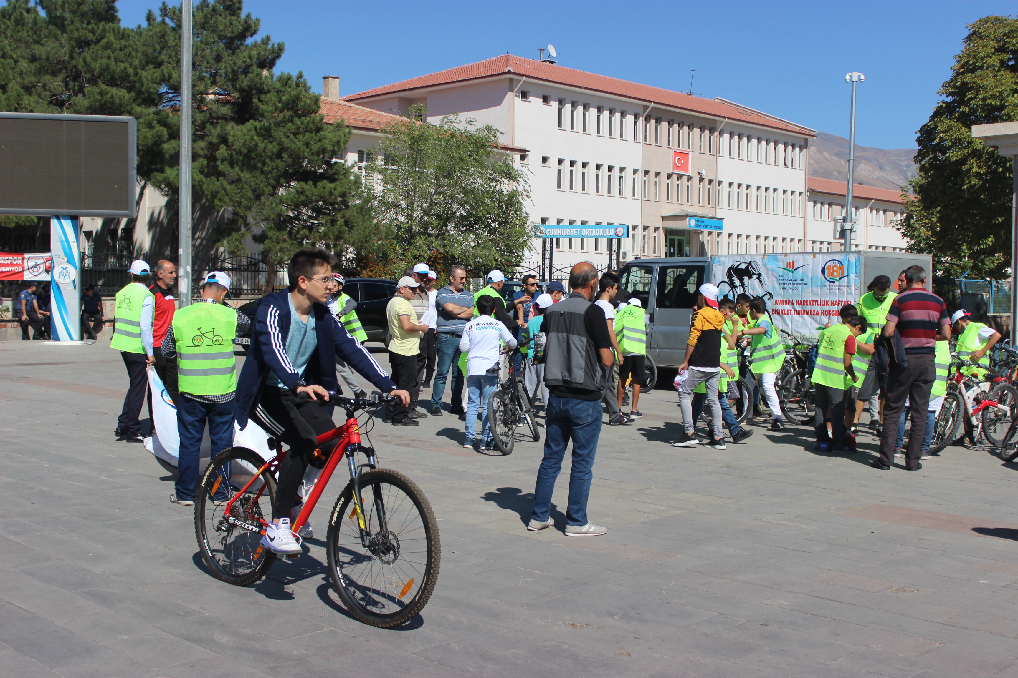 Avrupa Hareketlilik Haftası Kapsamında “Beraber Yürüyelim” Temalı Bisiklet Turu Organizasyonu