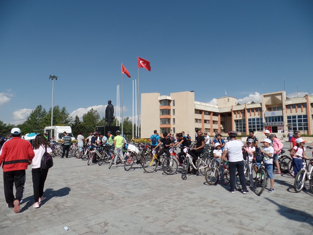 Erzincan’da Avrupa Hareketlilik Haftası Etkinlikleri Gerçekleştirildi.