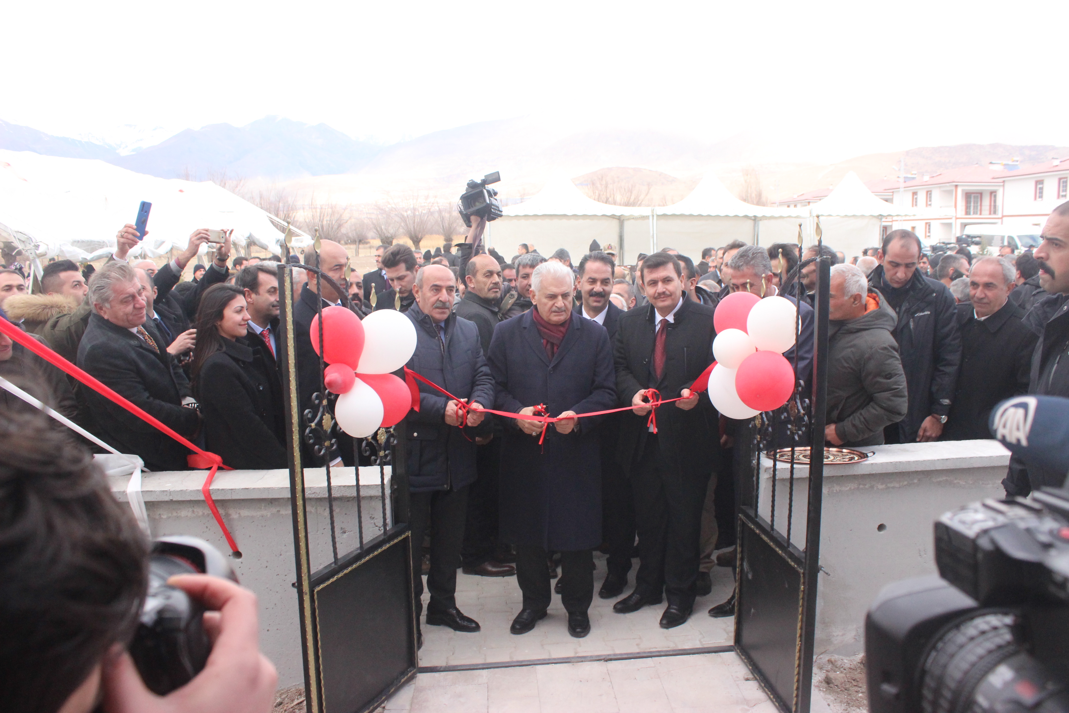 Erzincan Merkez Uluköy Köyü ve Tercan İlçesi Kalecik Köyü İskân Konutları Anahtar Teslim Töreni