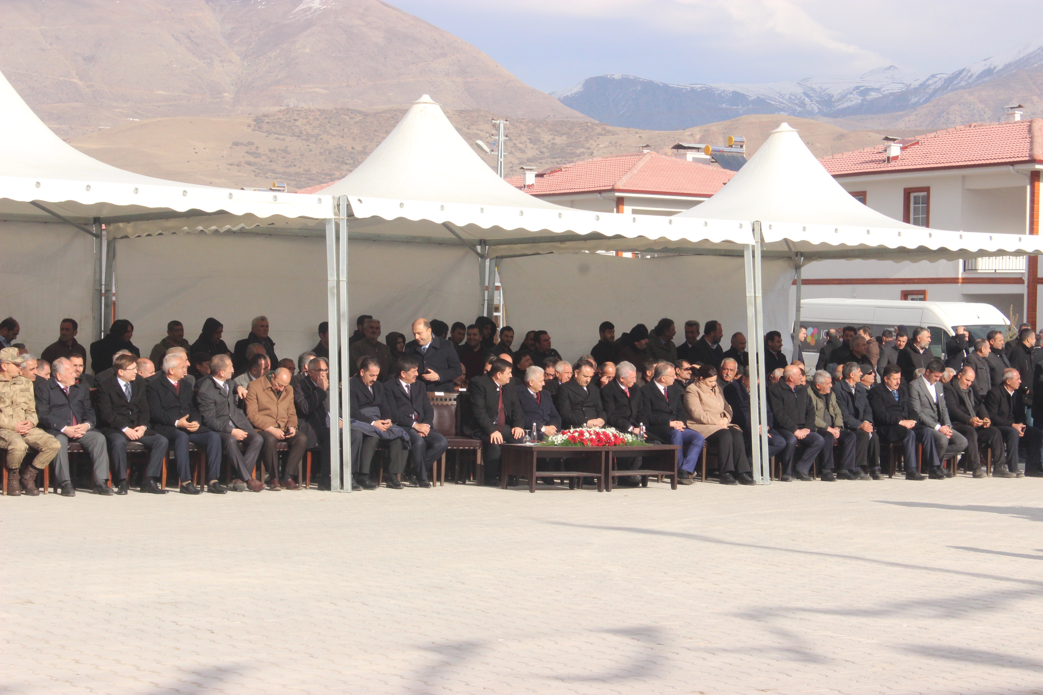 Erzincan Merkez Uluköy Köyü ve Tercan İlçesi Kalecik Köyü İskân Konutları Anahtar Teslim Töreni