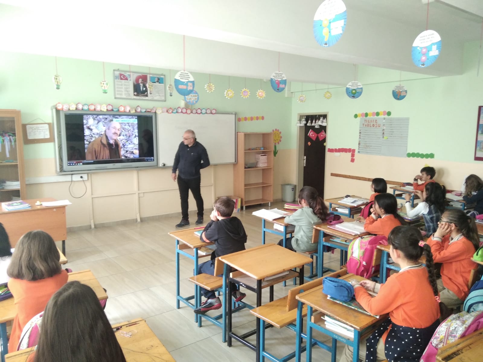 Kavakyolu Paşa İlkokulu Müdürlüğü Personel, Öğretmen ve Öğrencilerine Sıfır Atık Projesi Eğitimi