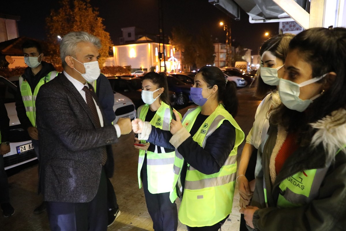 Sayın Valimiz Mehmet Makas, Çevre, Şehircilik ve İklim Değişikliği Bakanlığımız Kentsel Dönüşüm Görüşme Ofisini Ziyaret Etti