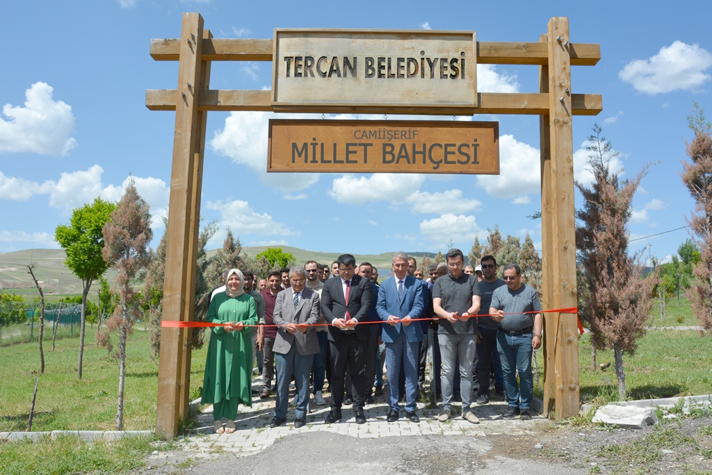 Tercan Camii Şerif Millet Bahçesi  Açılışı Yapıldı