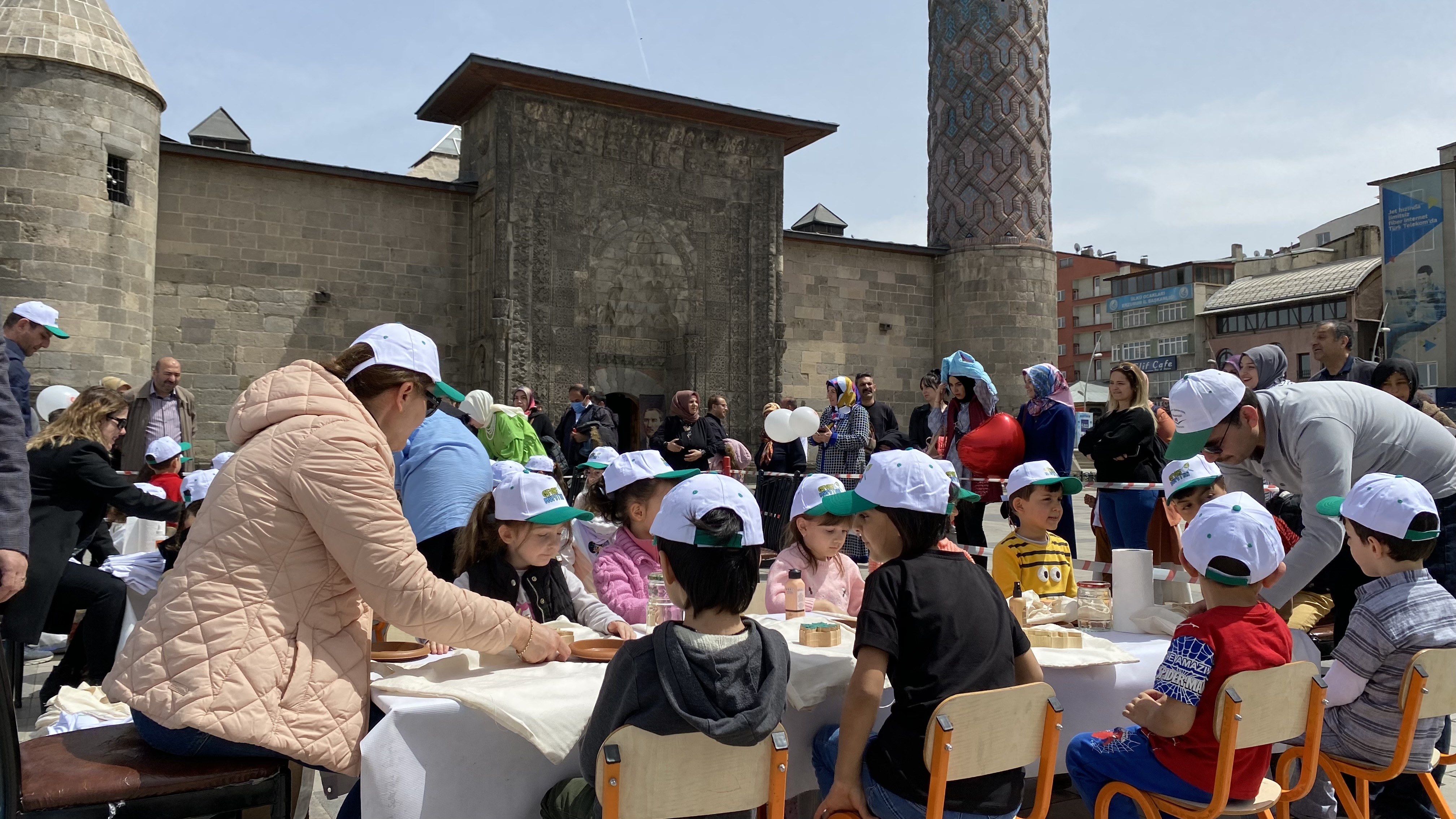 23 Nisan Çevre ve Çocuk Şenliği