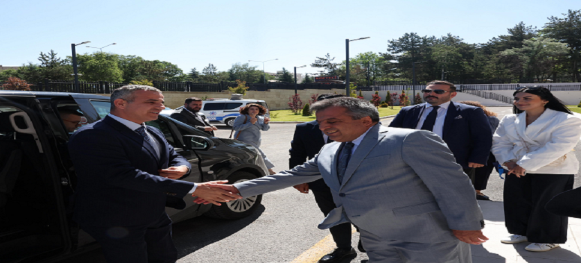 Ulusal Depozito Yönetim Sistemi’nin tanıtım toplantıları kapsamında Türkiye Çevre Ajansı Başkanı Sn. Prof. Dr. Ferhat PİRİNÇÇİ'den İl Müdürlüğümüze Ziyaret