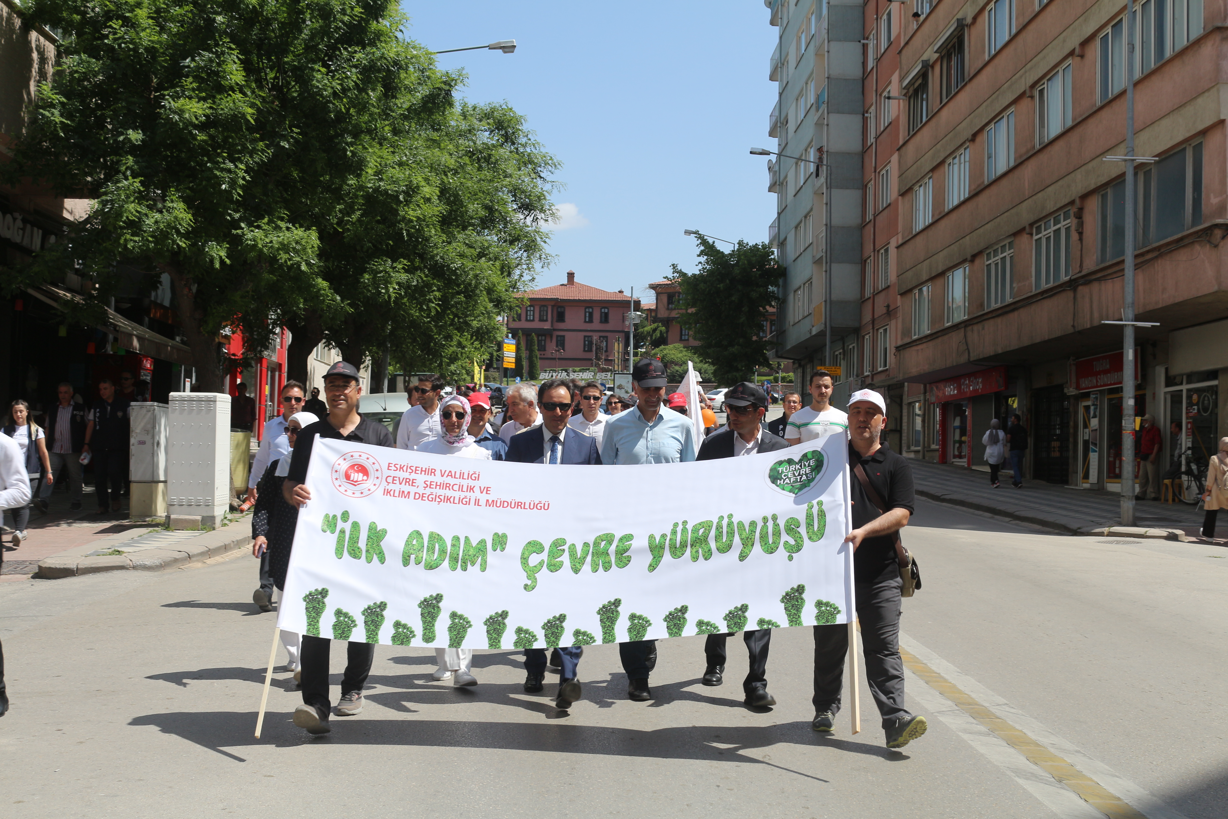 İLK ADIM ÇEVRE YÜRÜYÜŞÜMÜZÜ GERÇEKLEŞTİRDİK