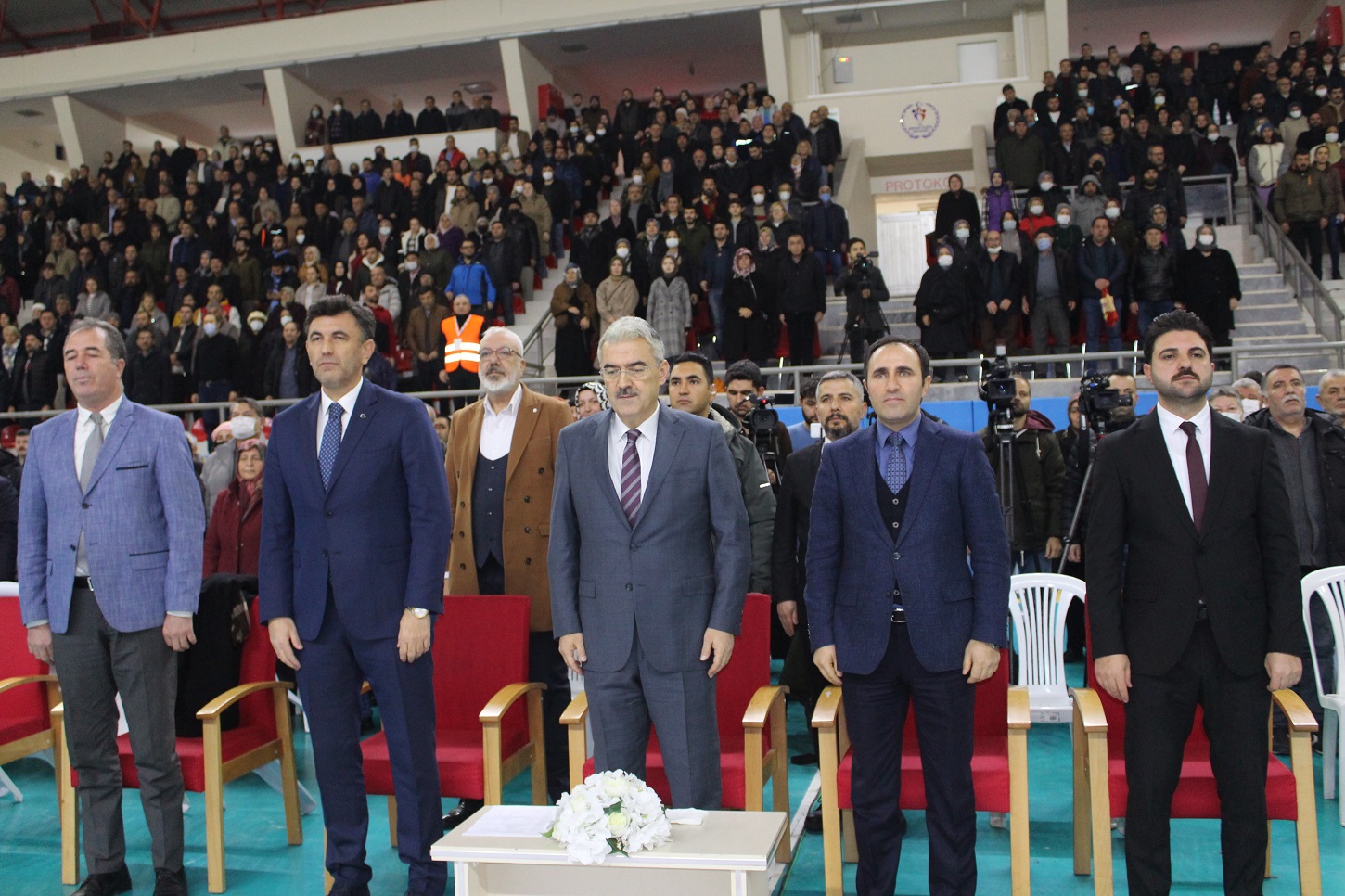 “İLK EVİM, İLK İŞ YERİM VE İLK EVİM ARSA” Projesinde Eskişehir Konut Hak Sahibi Belirleme Kurası Başladı.