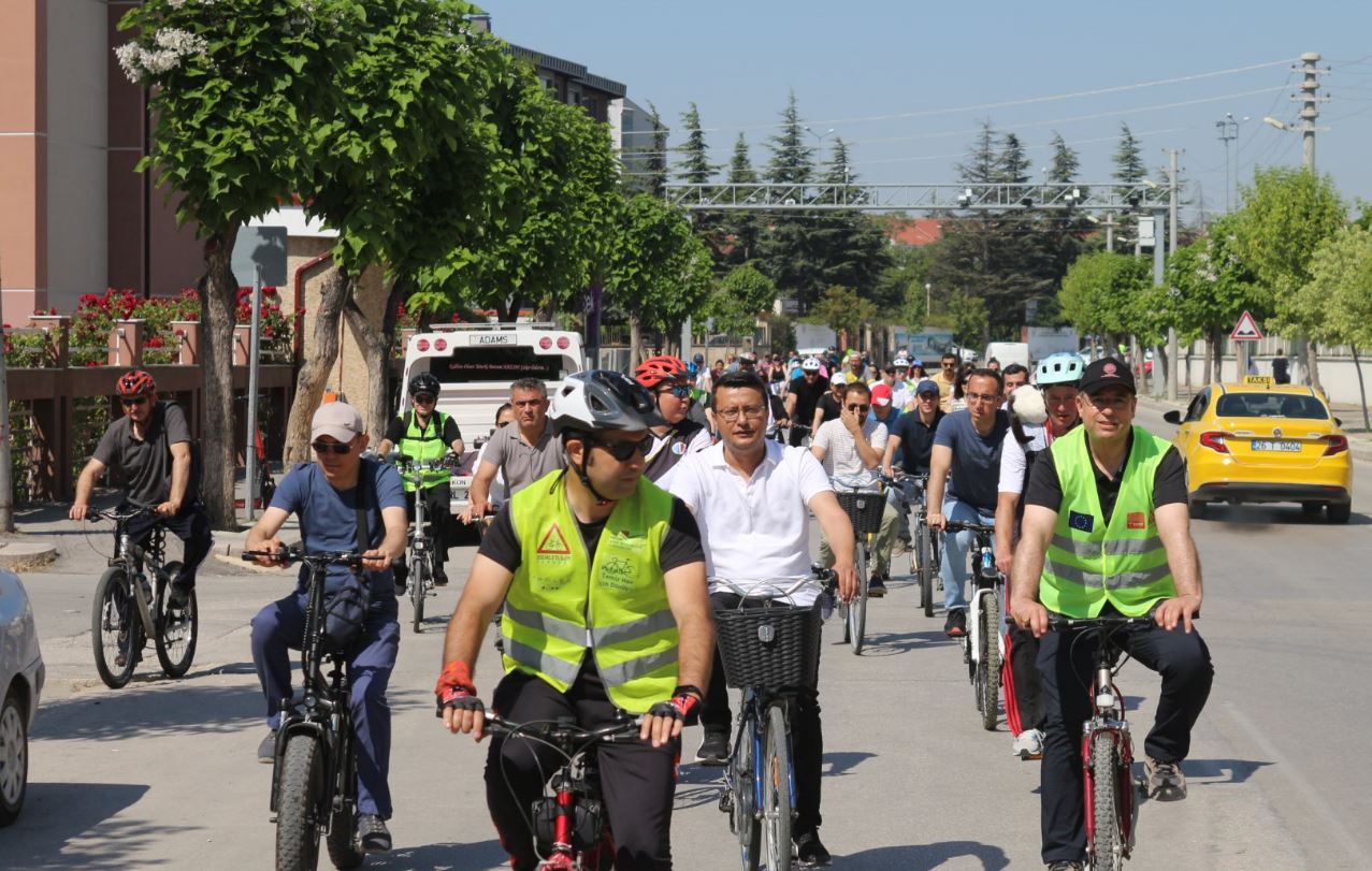 “TEMİZ HAVA İÇİN OTOMOBİLSİZ BİR GÜN” BİSİKLET TURUMUZU TAMAMLADIK