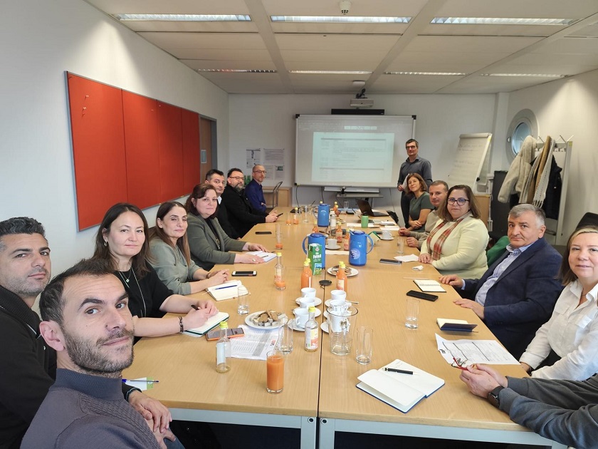 IPA III Programı “AB CAFE Direktifine (2008750/EC) Uygun Olarak Ortam Hava Kalitesi İzleme Uygulamalarının iyileştirilmesi Projesi” çerçevesinde Avusturya Çevre Ajansının Viyana şehrinde bulunan merkezine çalışma ziyareti