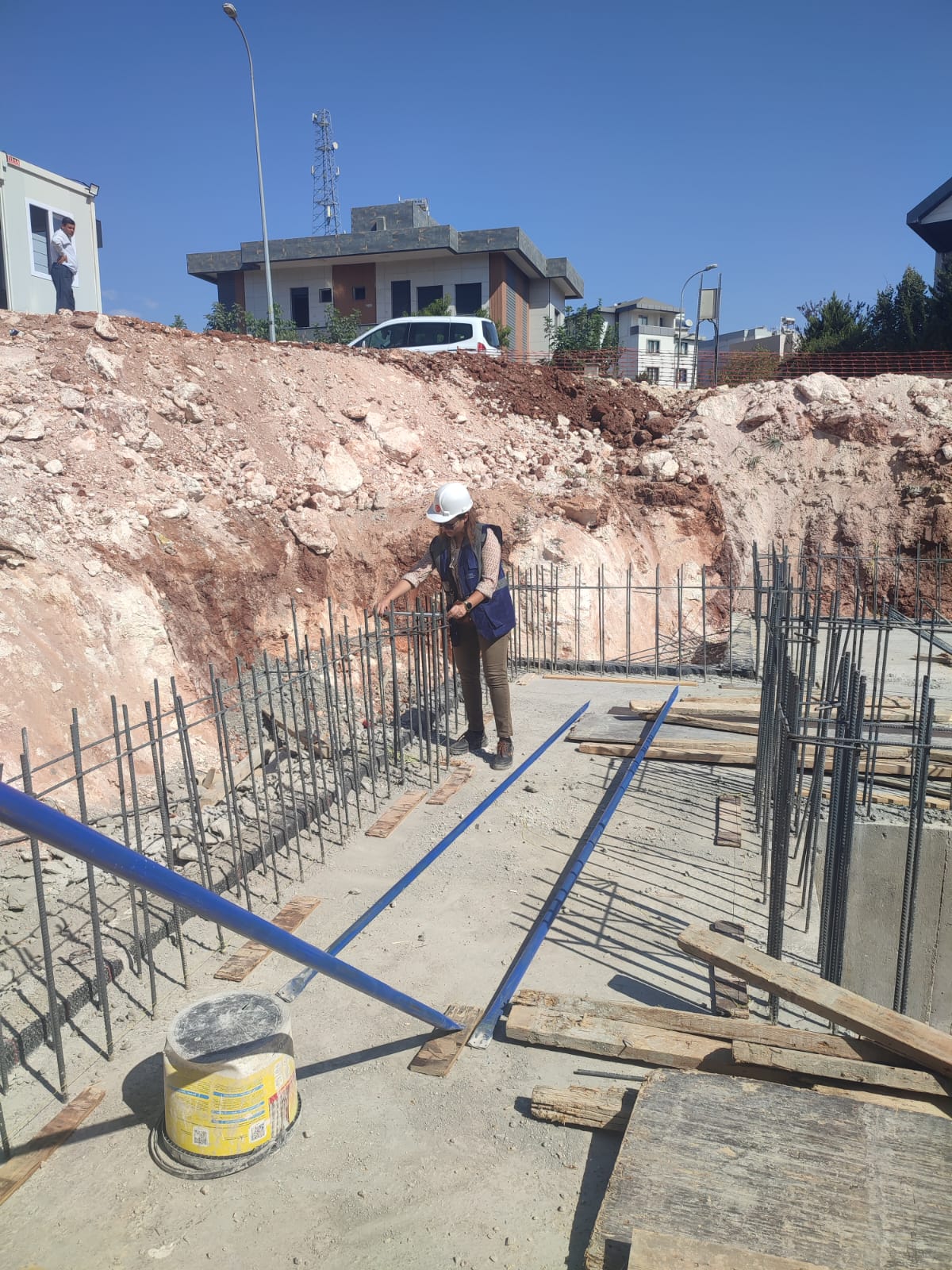 4708 sayılı Yapı Denetimi Hakkında Kanun, Yapı Denetimi Uygulama Yönetmeliği ile ilgili mevzuatta öngörülen esaslar doğrultusunda şantiye denetimlerimiz devam etmektedir.