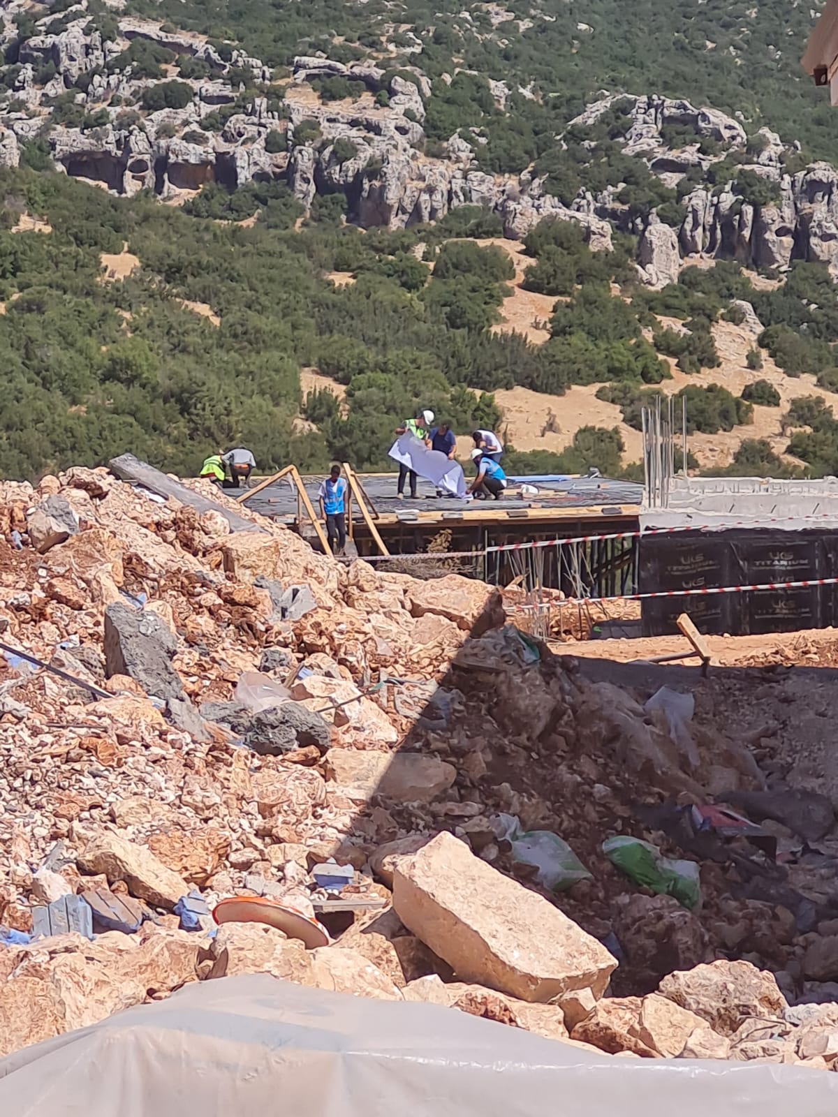 Bakanligimiz tarafindan yaptirilan deprem konutlarinda denetimler devam etmektedir