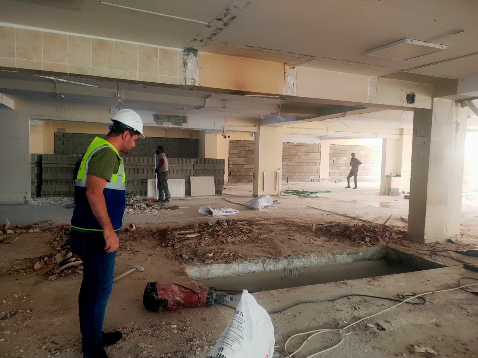 İl Müdürlüğümüze ihbar veya şikayet üzerinden ulaşan konular, 4708 sayılı Yapı Denetimi Hakkında Kanun, Yapı Denetimi Uygulama Yönetmeliği ile ilgili mevzuatta öngörülen esaslar doğrultusunda incelenmektedir.
