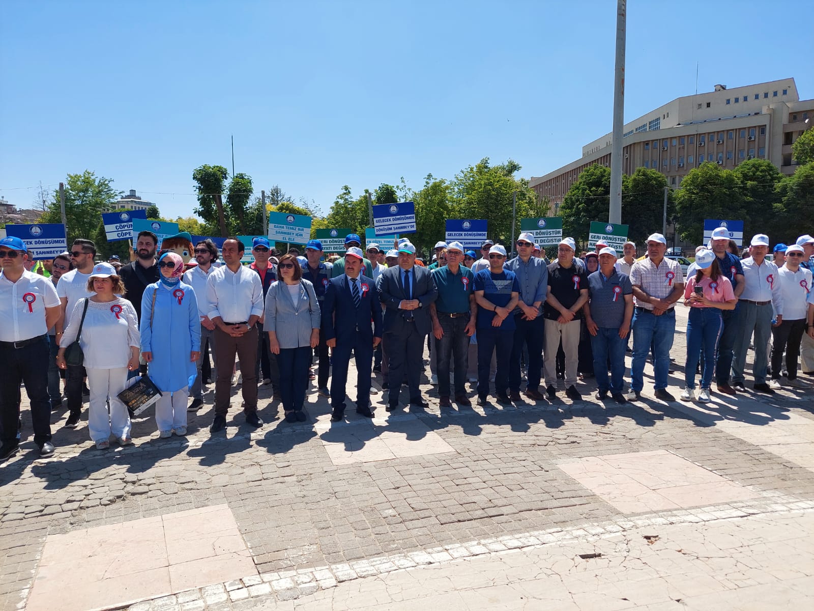 Türkiye Çevre Haftası Kutlaması İçin Demokrasi Meydanı'nda Toplandık.